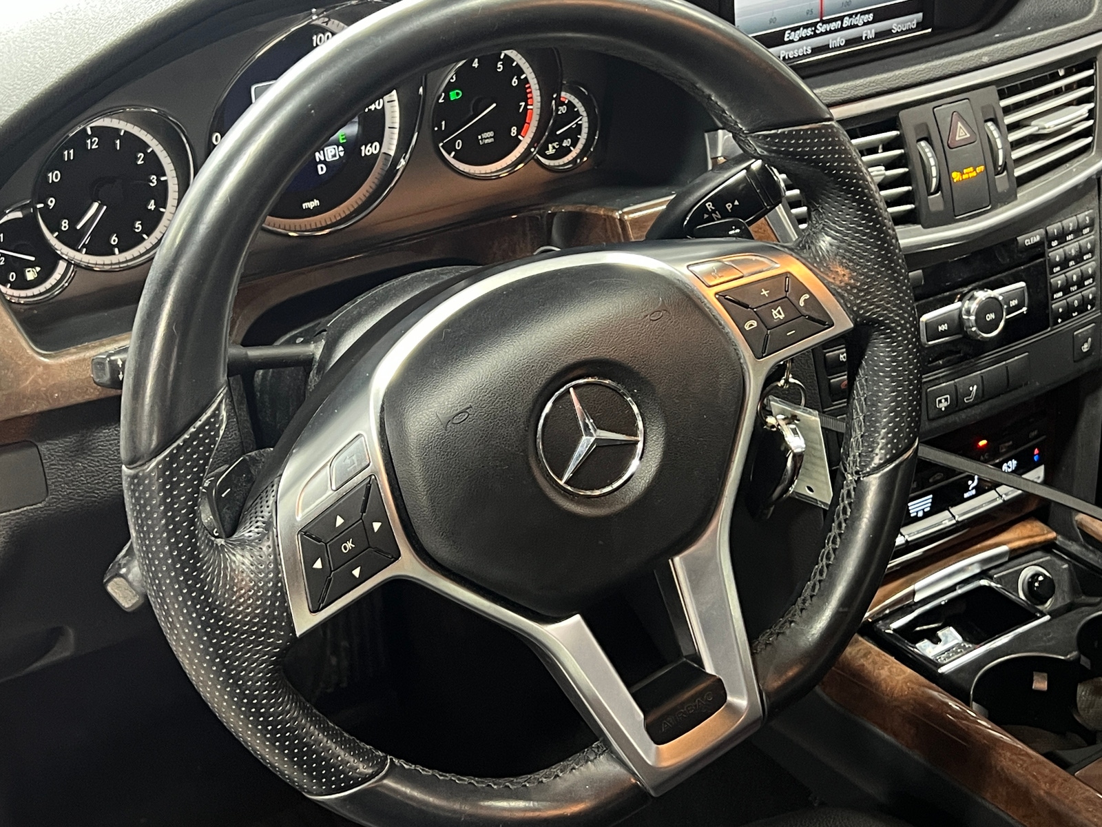 Thumbnail: 2013 Mercedes-Benz E-Class - 4