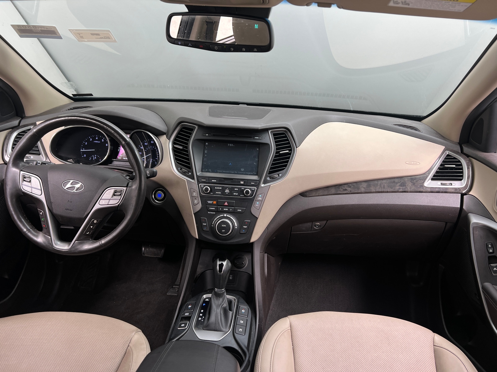 Thumbnail: 2017 Hyundai Santa Fe - 2