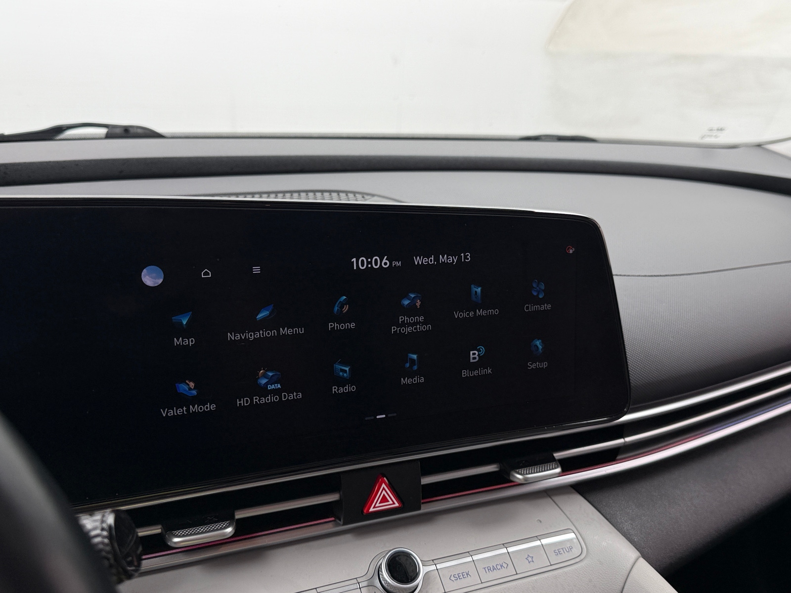 Thumbnail: 2023 Hyundai Elantra - 3