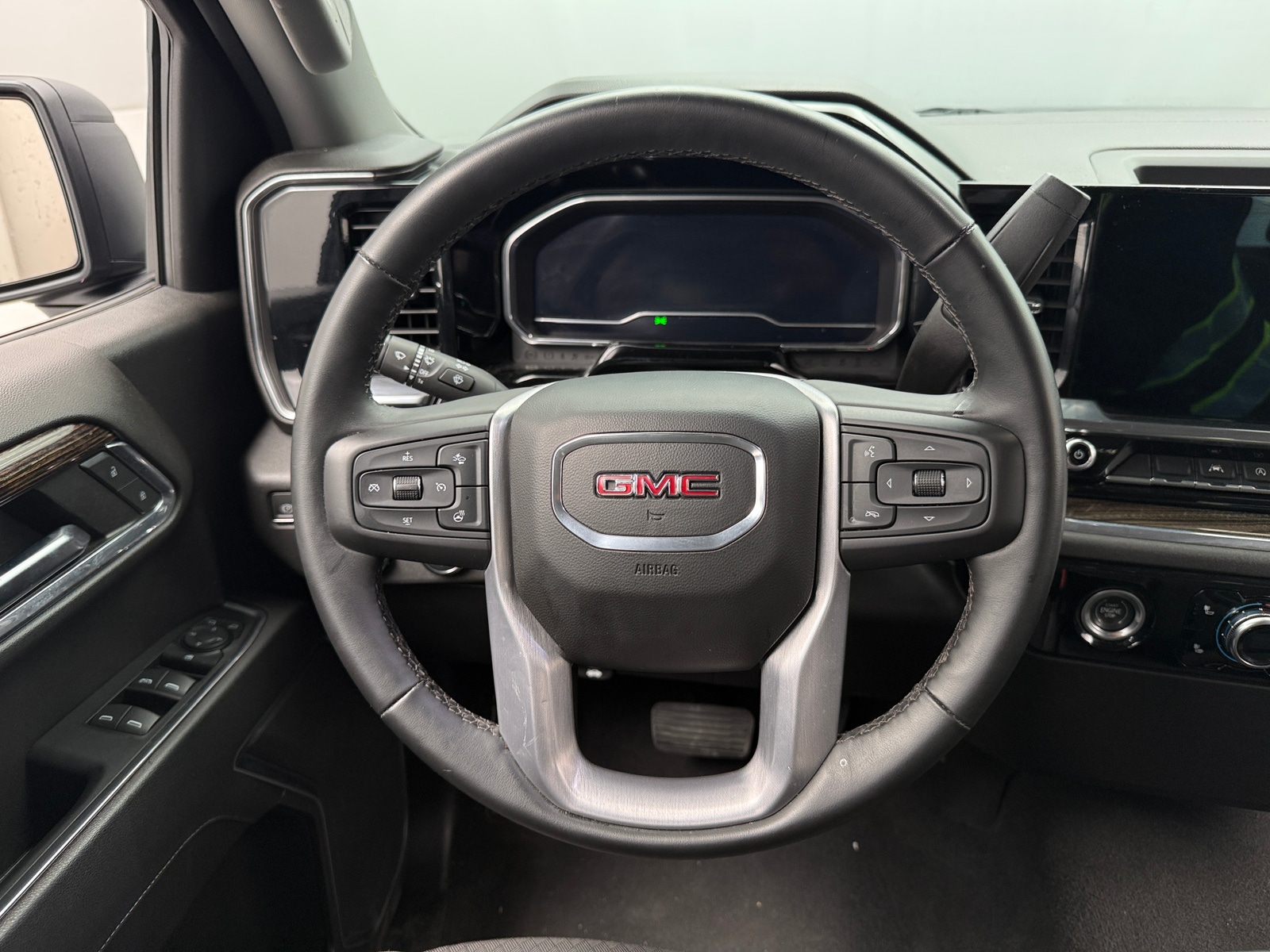 Thumbnail: 2024 GMC Sierra 1500 - 5