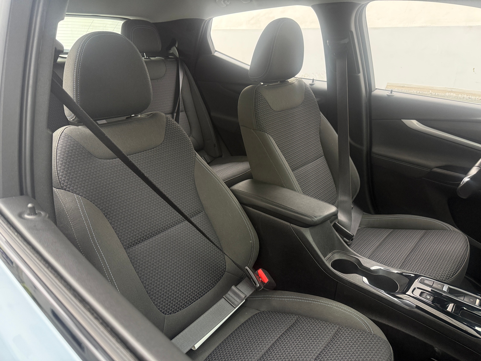 Thumbnail: 2023 Chevrolet Bolt EUV - 2
