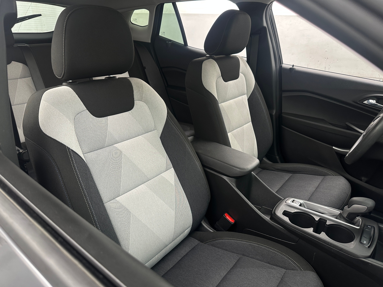 Thumbnail: 2024 Chevrolet Trax - 2