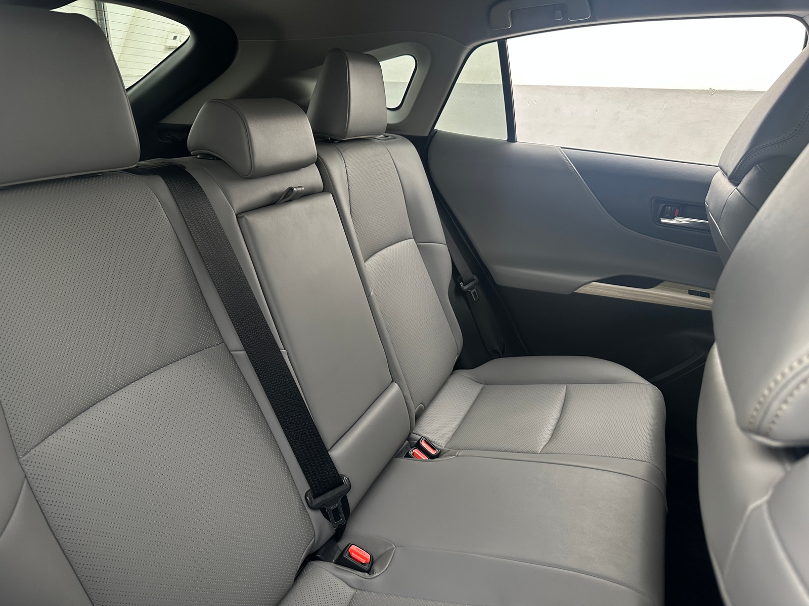 Thumbnail: 2024 Toyota Venza - 5