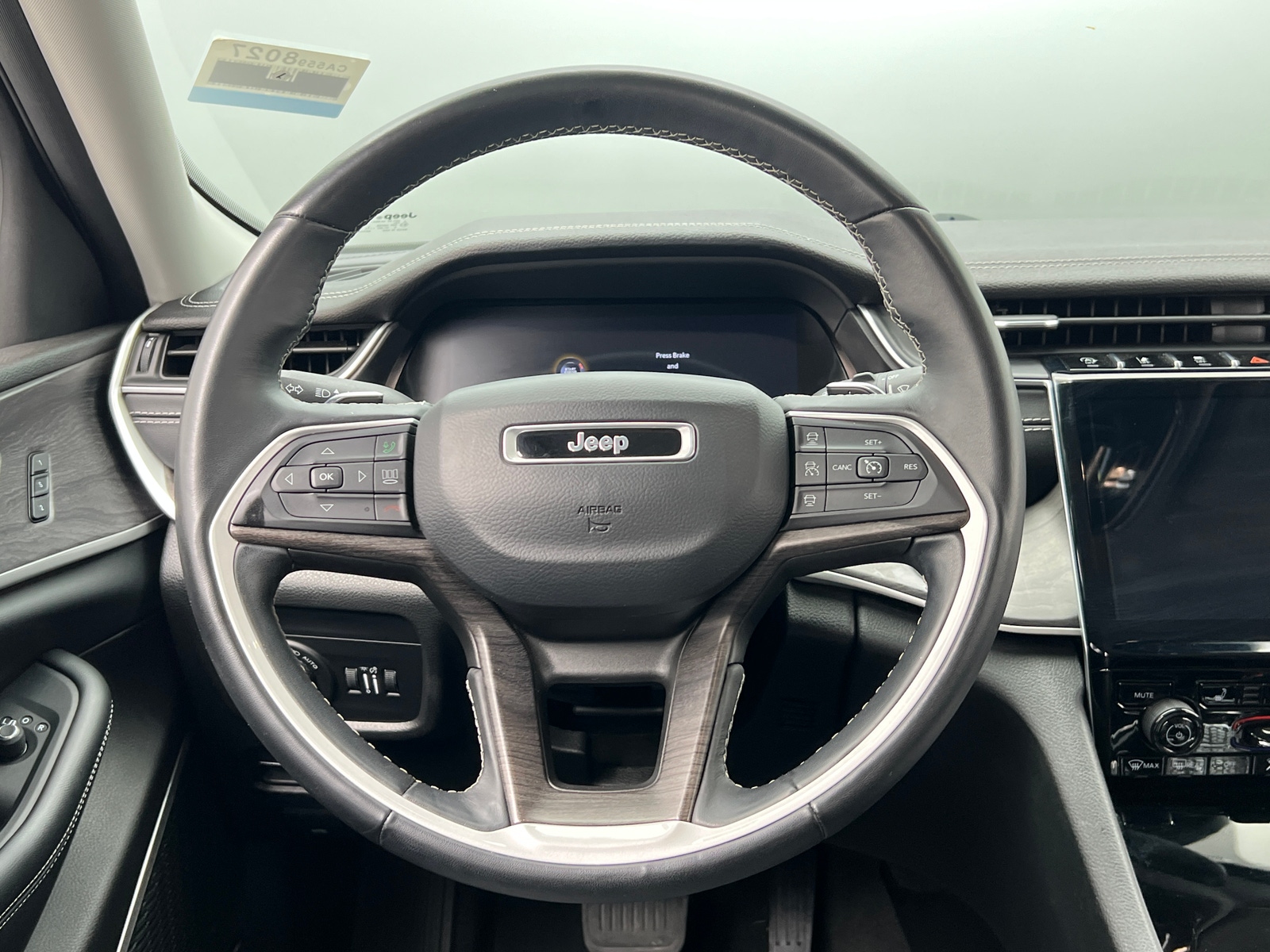 Thumbnail: 2021 Jeep Grand Cherokee L - 4