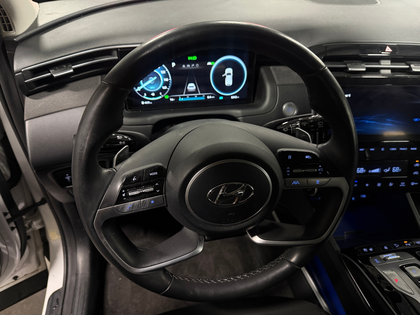 Thumbnail: 2022 Hyundai Tucson - 4