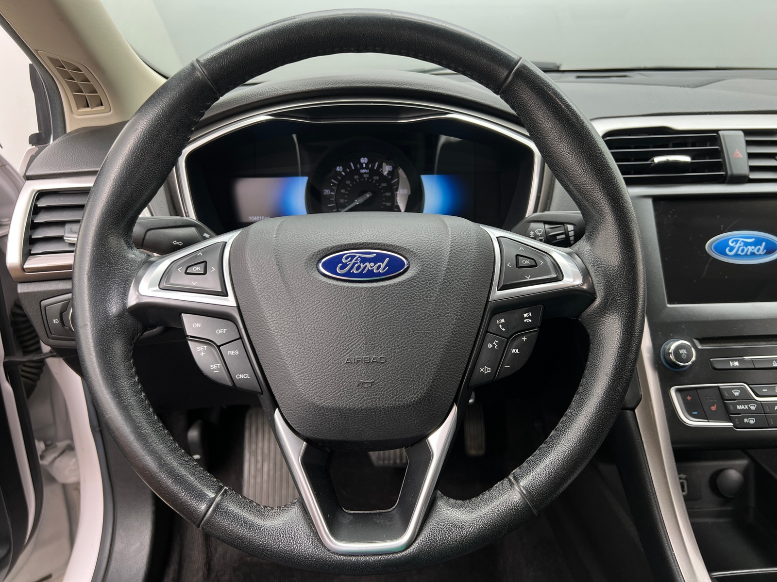 Thumbnail: 2017 Ford Fusion - 4