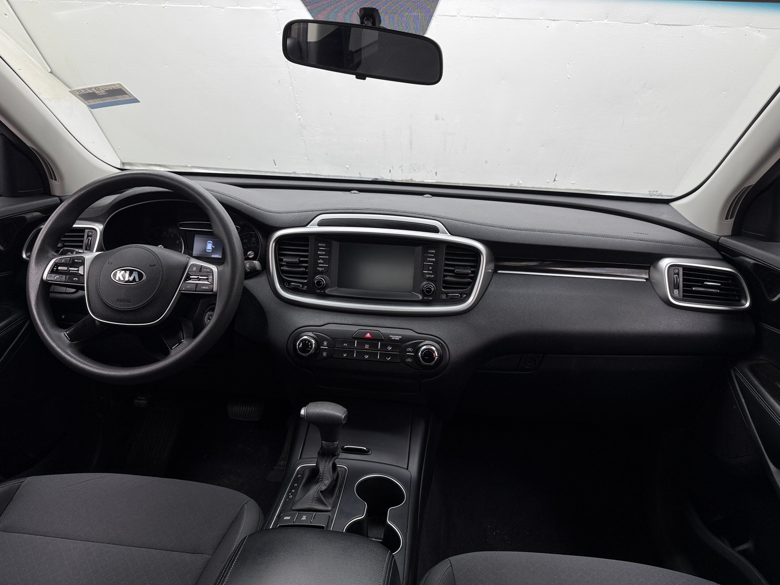 Thumbnail: 2020 Kia Sorento - 3