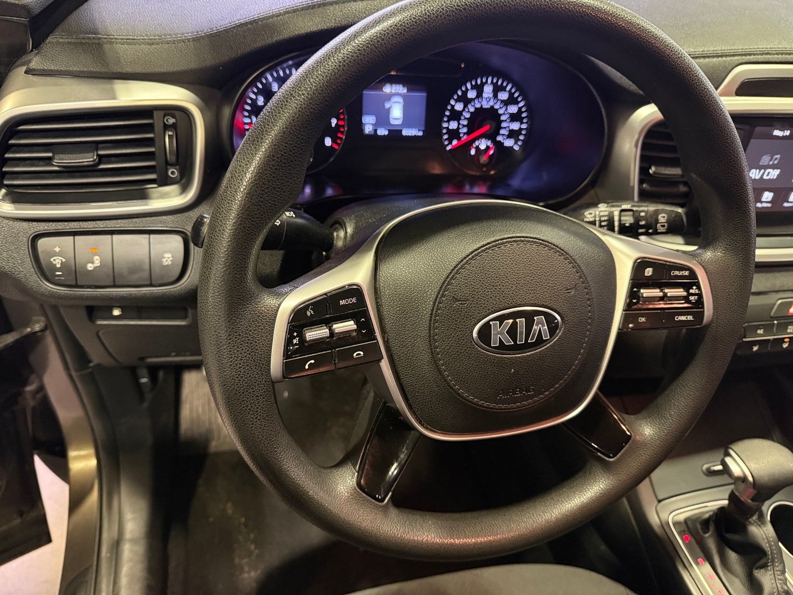 Thumbnail: 2020 Kia Sorento - 5