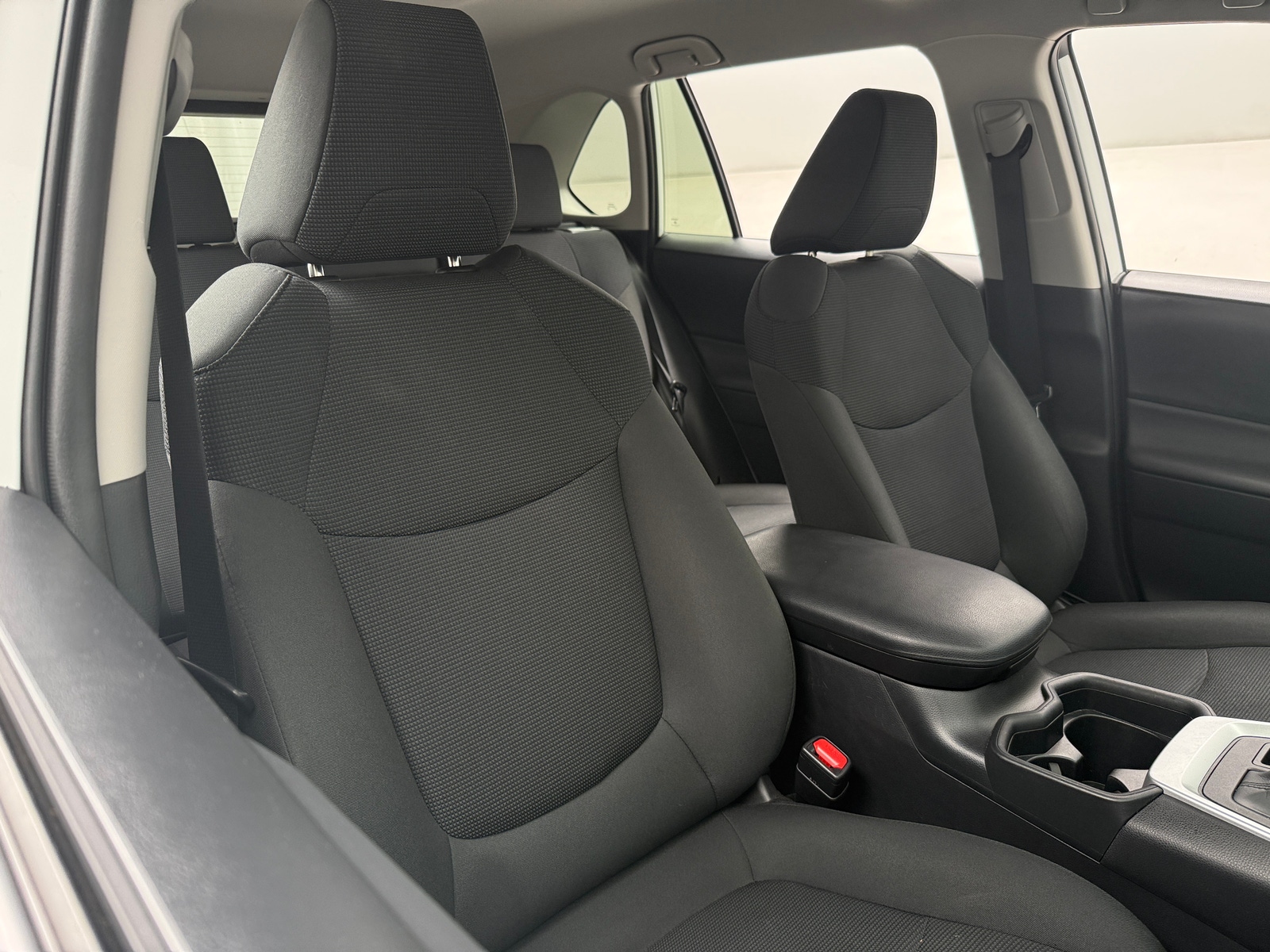Thumbnail: 2019 Toyota RAV4 - 2