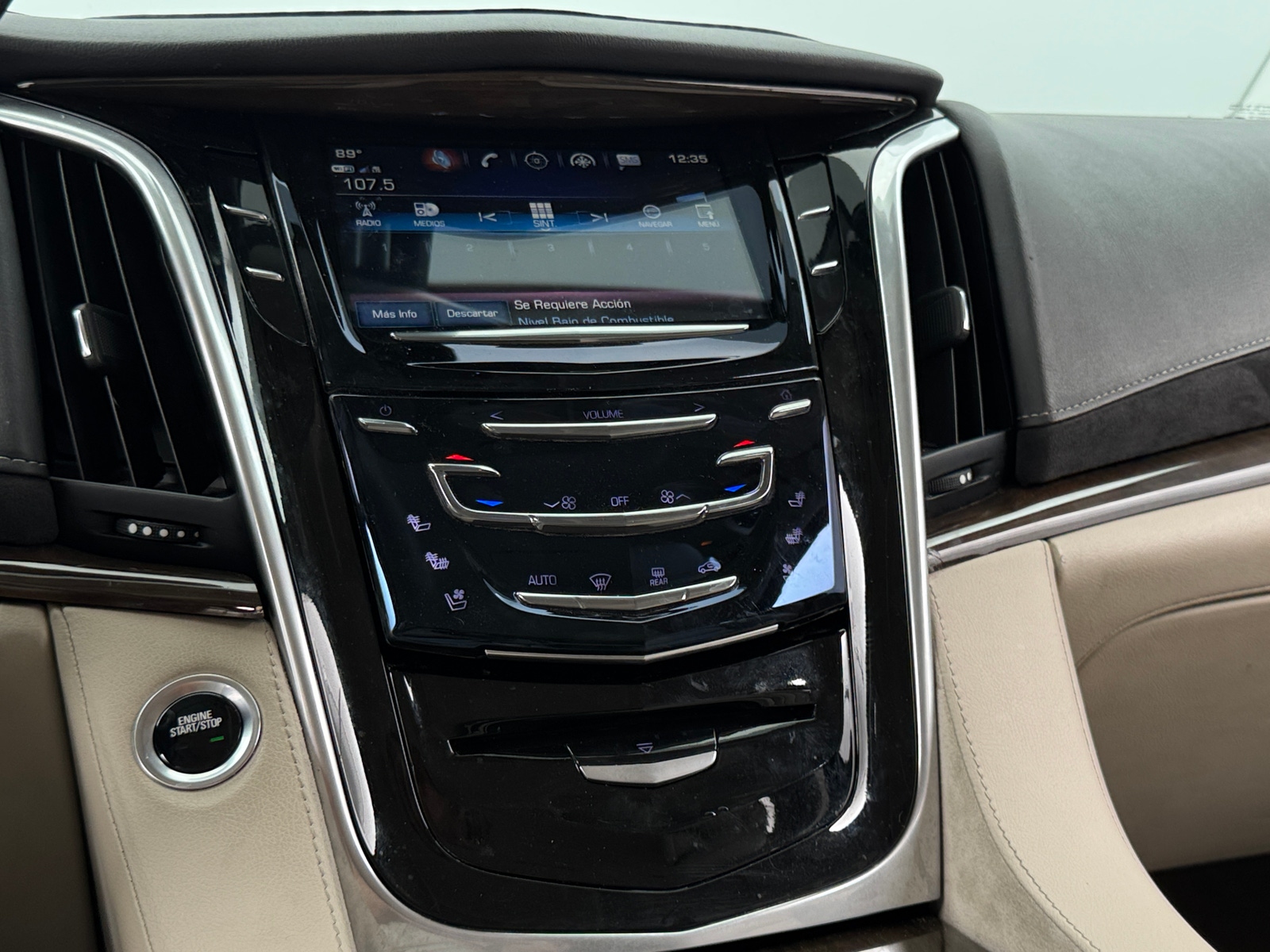 Thumbnail: 2020 Cadillac Escalade - 3