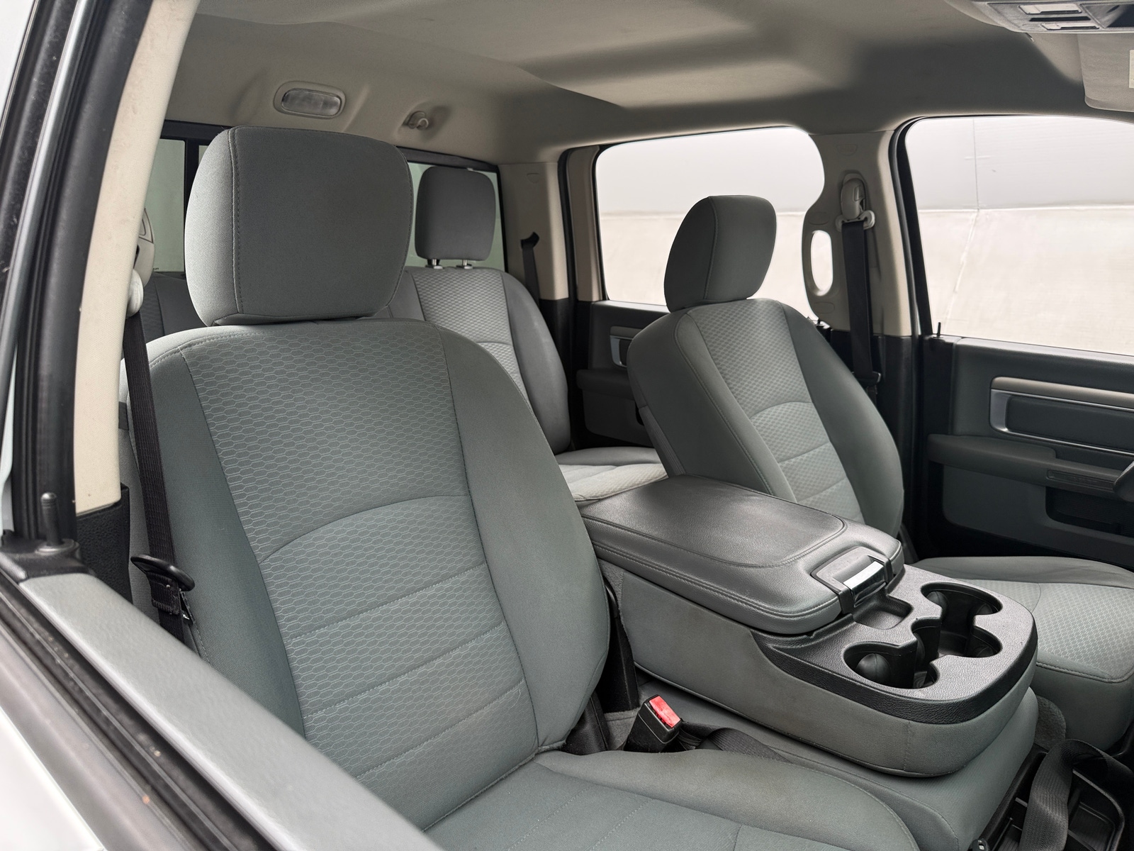 Thumbnail: 2019 RAM 1500 Classic - 2