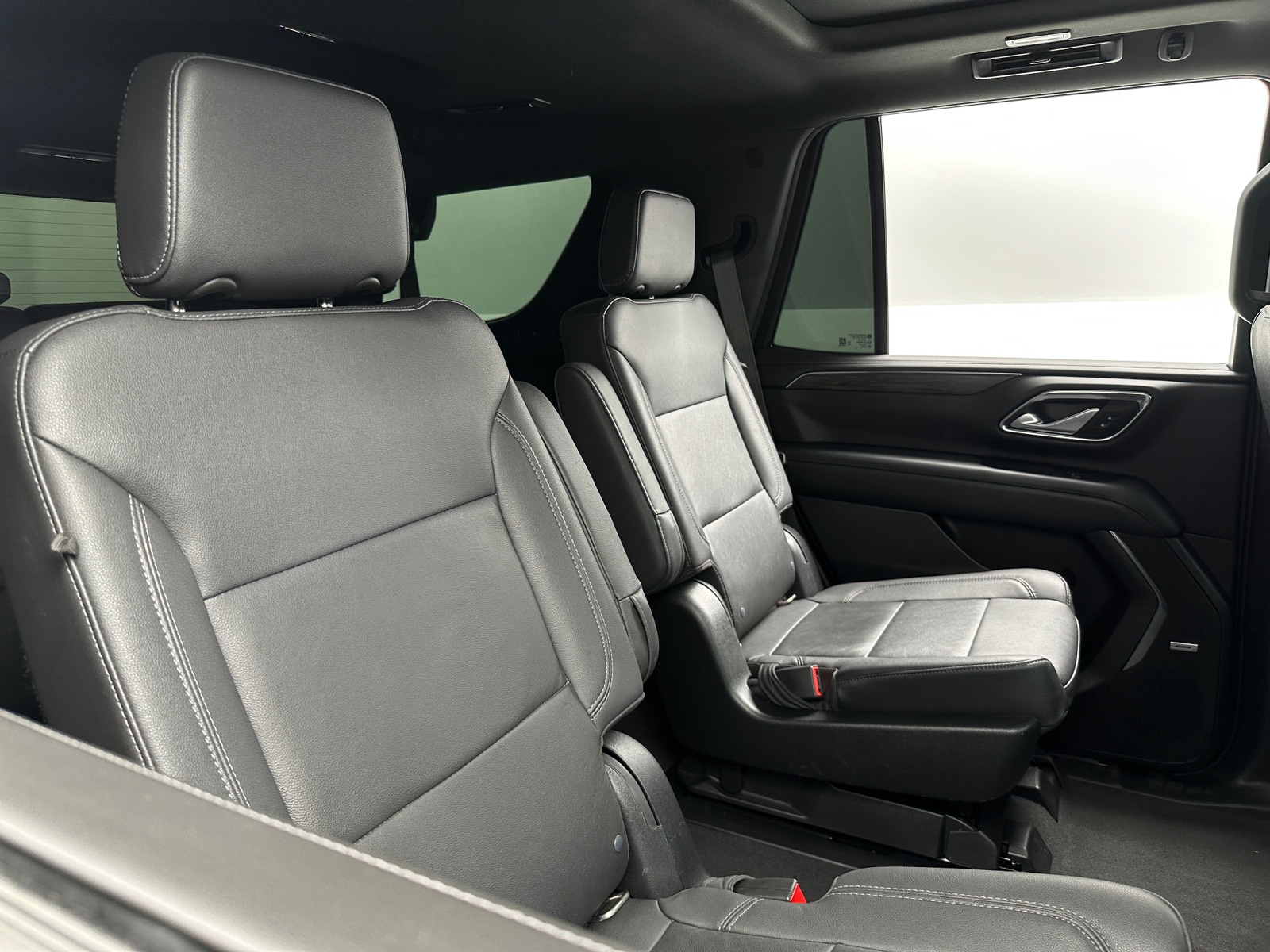 Thumbnail: 2022 Chevrolet Tahoe - 5