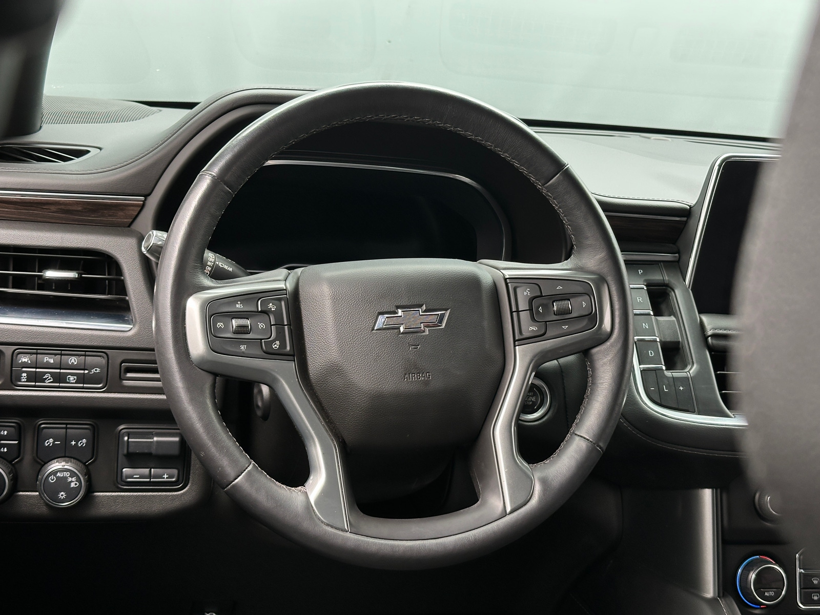 Thumbnail: 2022 Chevrolet Tahoe - 4