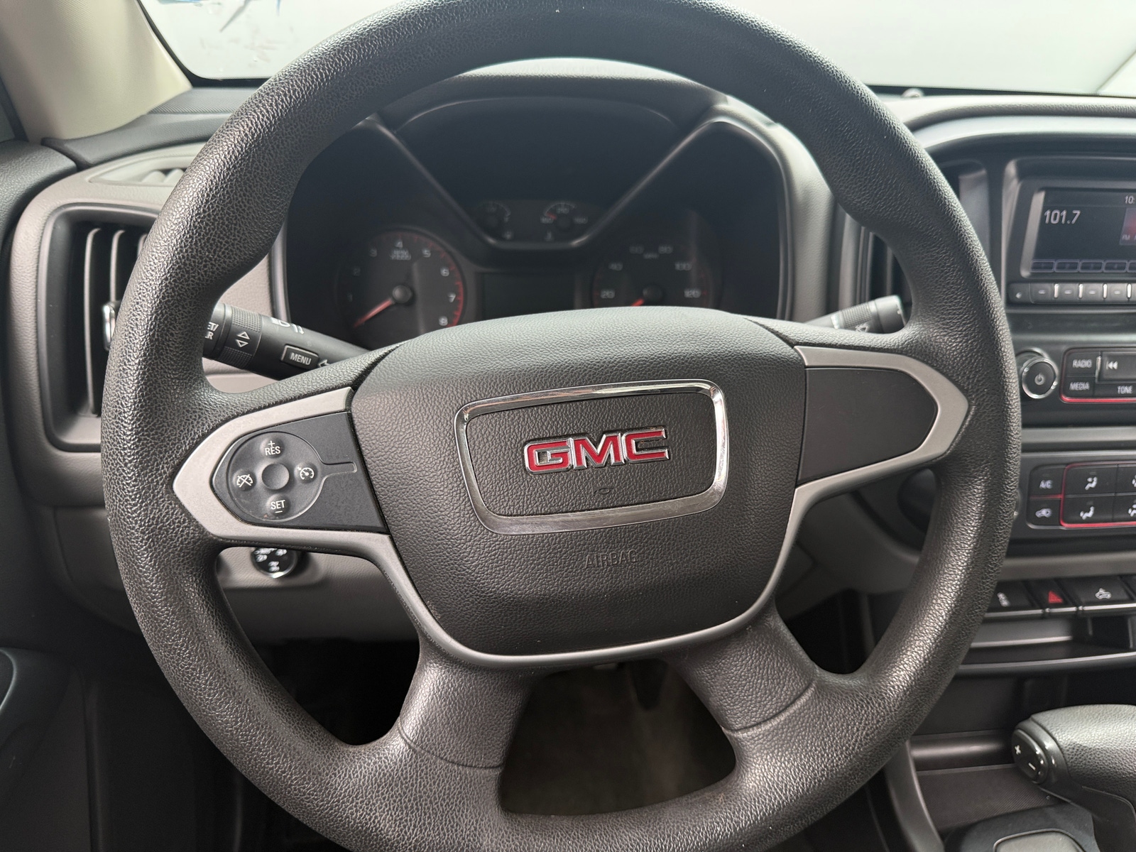 Thumbnail: 2015 GMC Canyon - 5