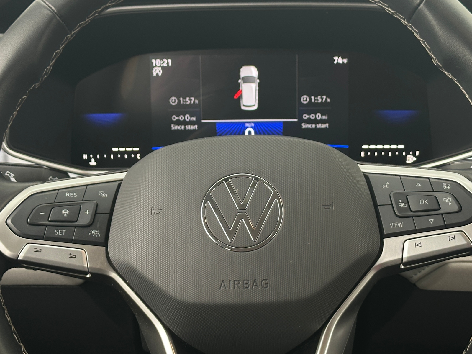 Thumbnail: 2025 Volkswagen Taos - 4