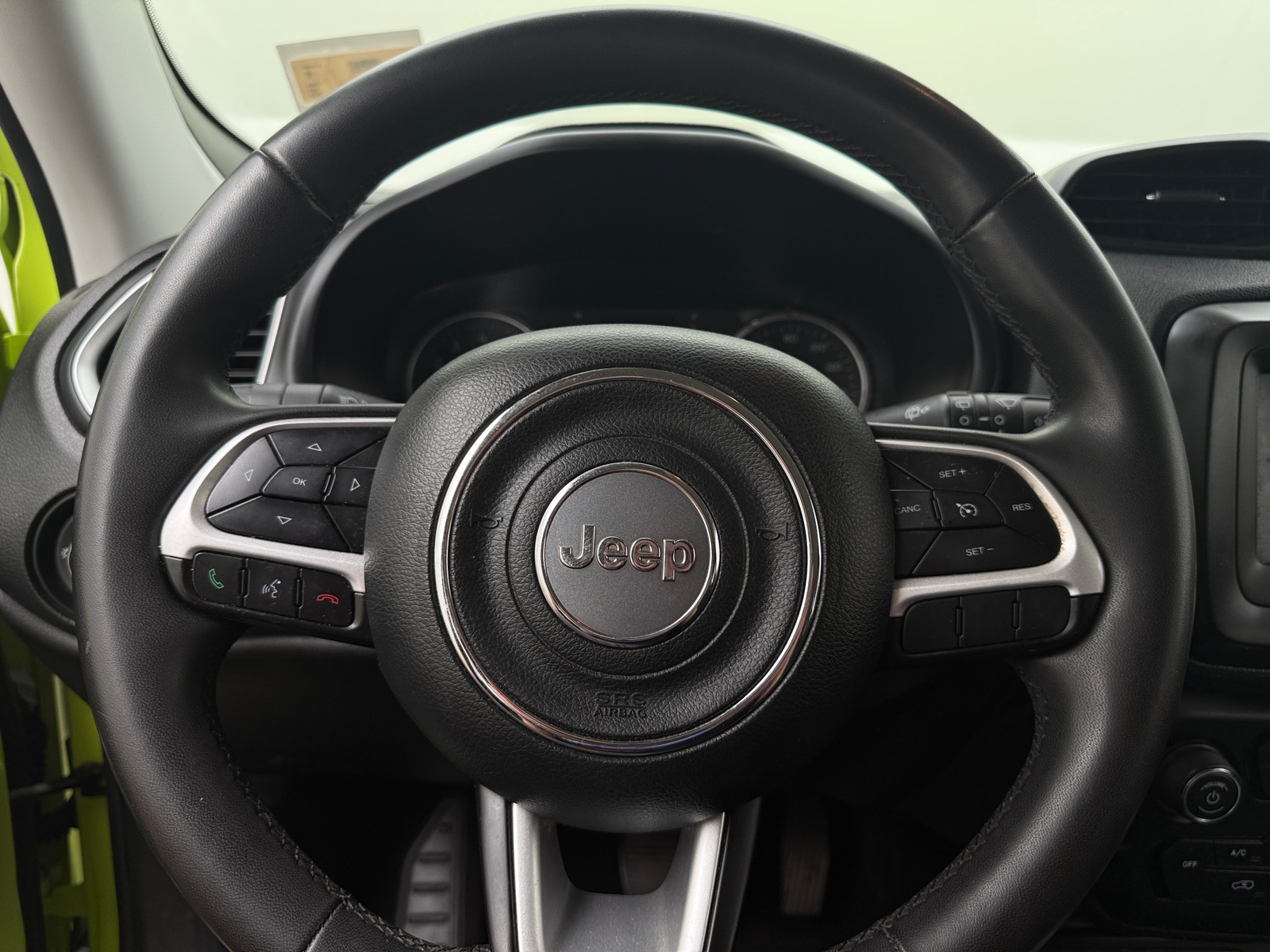 Thumbnail: 2018 Jeep Renegade - 5
