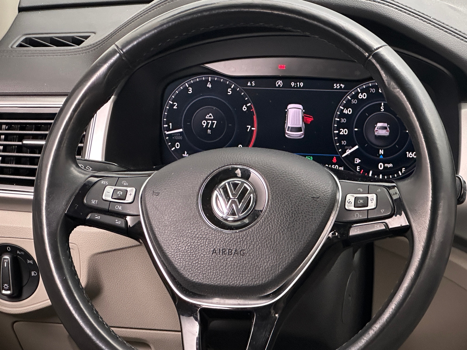 Thumbnail: 2018 Volkswagen Atlas - 4
