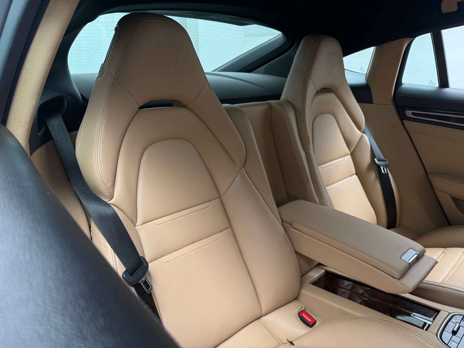 Thumbnail: 2018 Porsche Panamera - 5