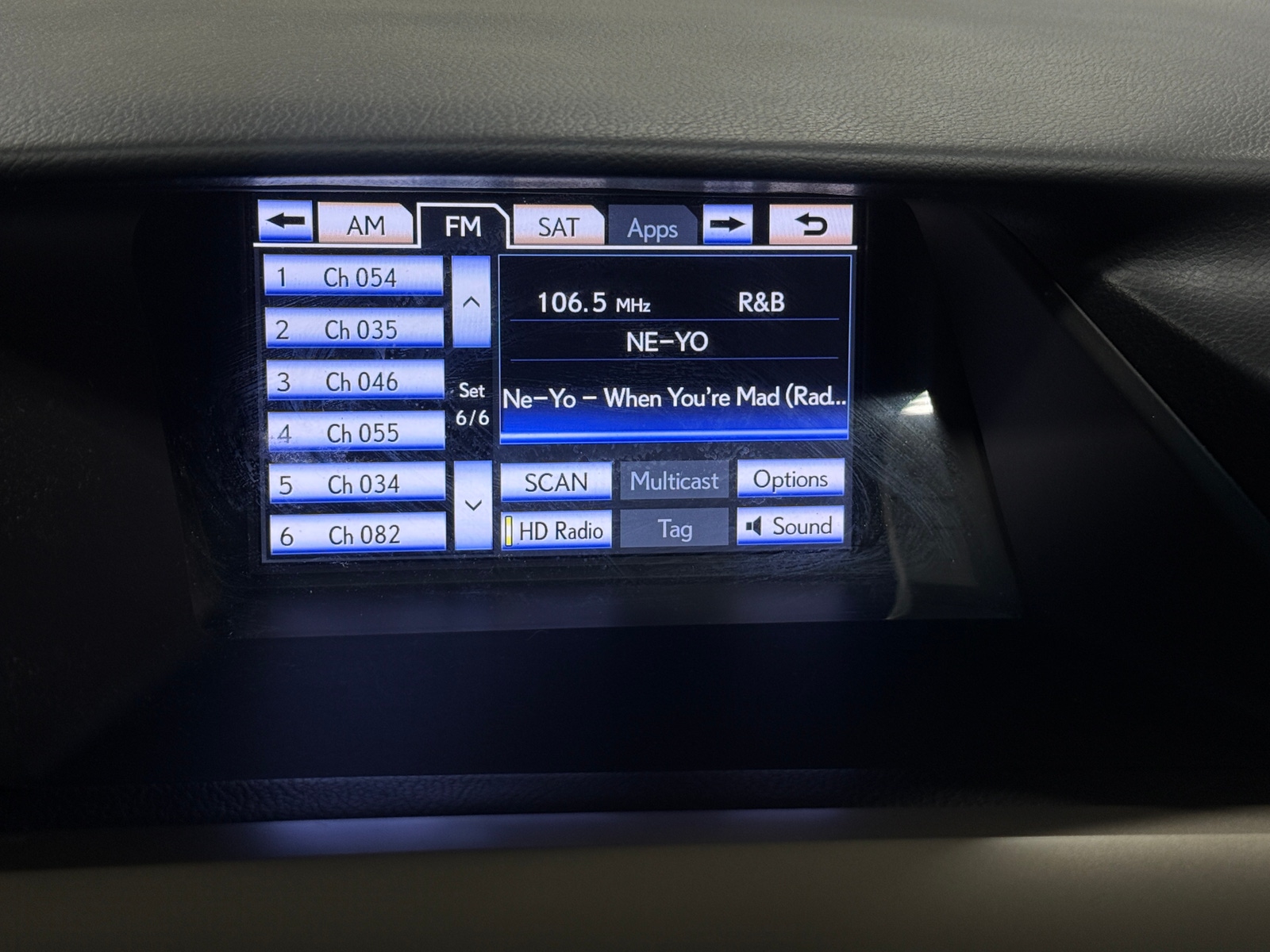 Thumbnail: 2014 Lexus RX - 4