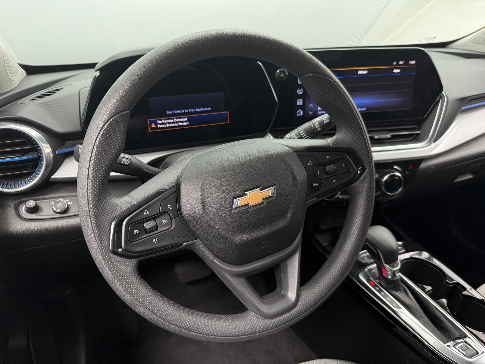 Thumbnail: 2025 Chevrolet Trax - 5