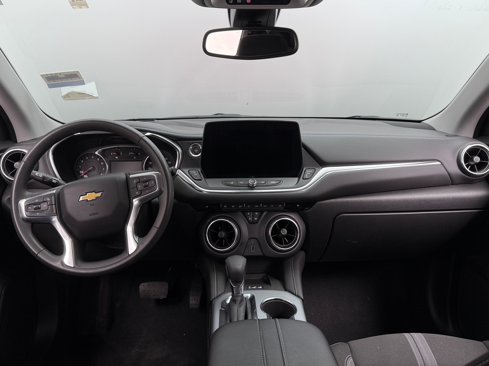 Thumbnail: 2023 Chevrolet Blazer - 3