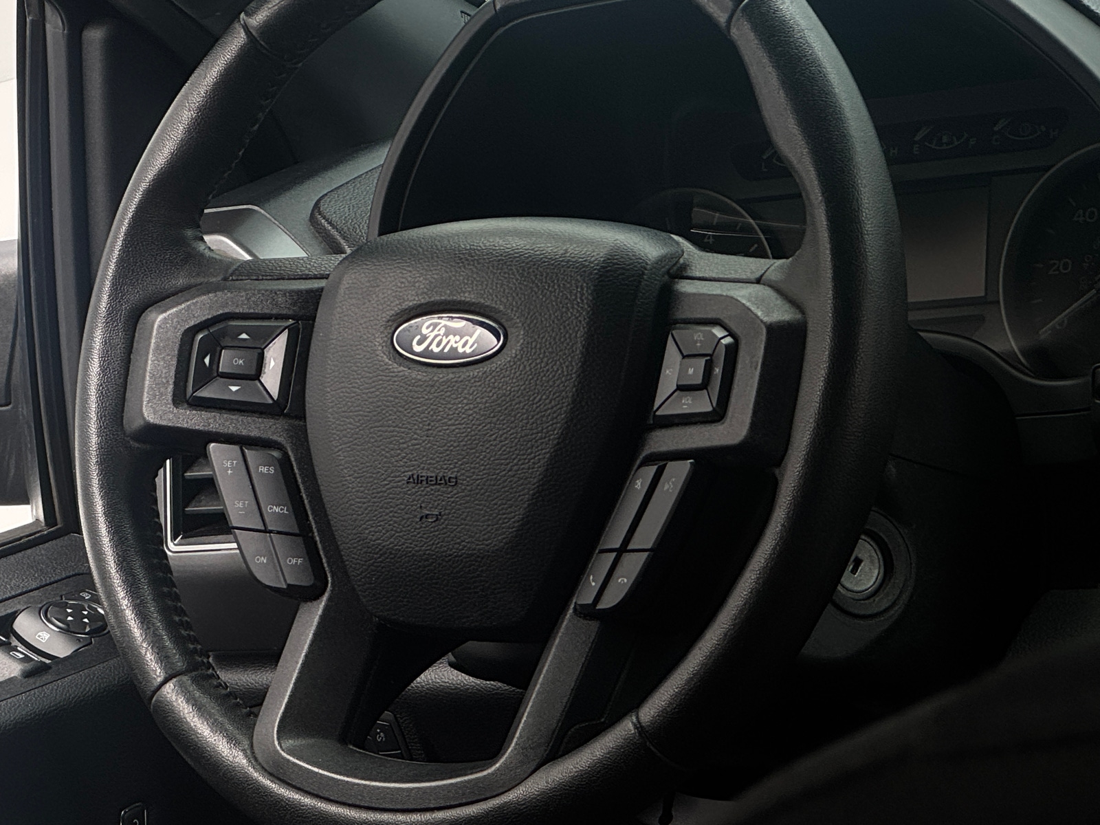 Thumbnail: 2020 Ford Econoline - 5