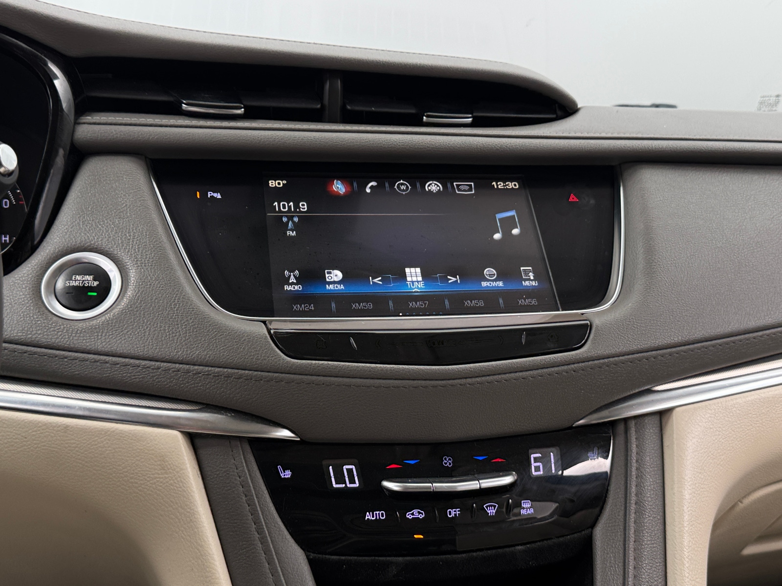Thumbnail: 2019 Cadillac XT5 - 3
