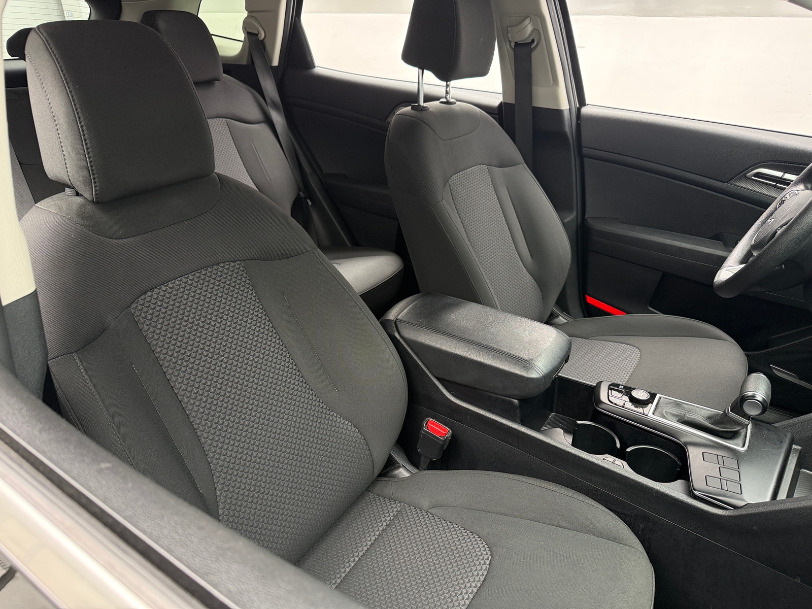 Thumbnail: 2025 Kia Sportage - 2