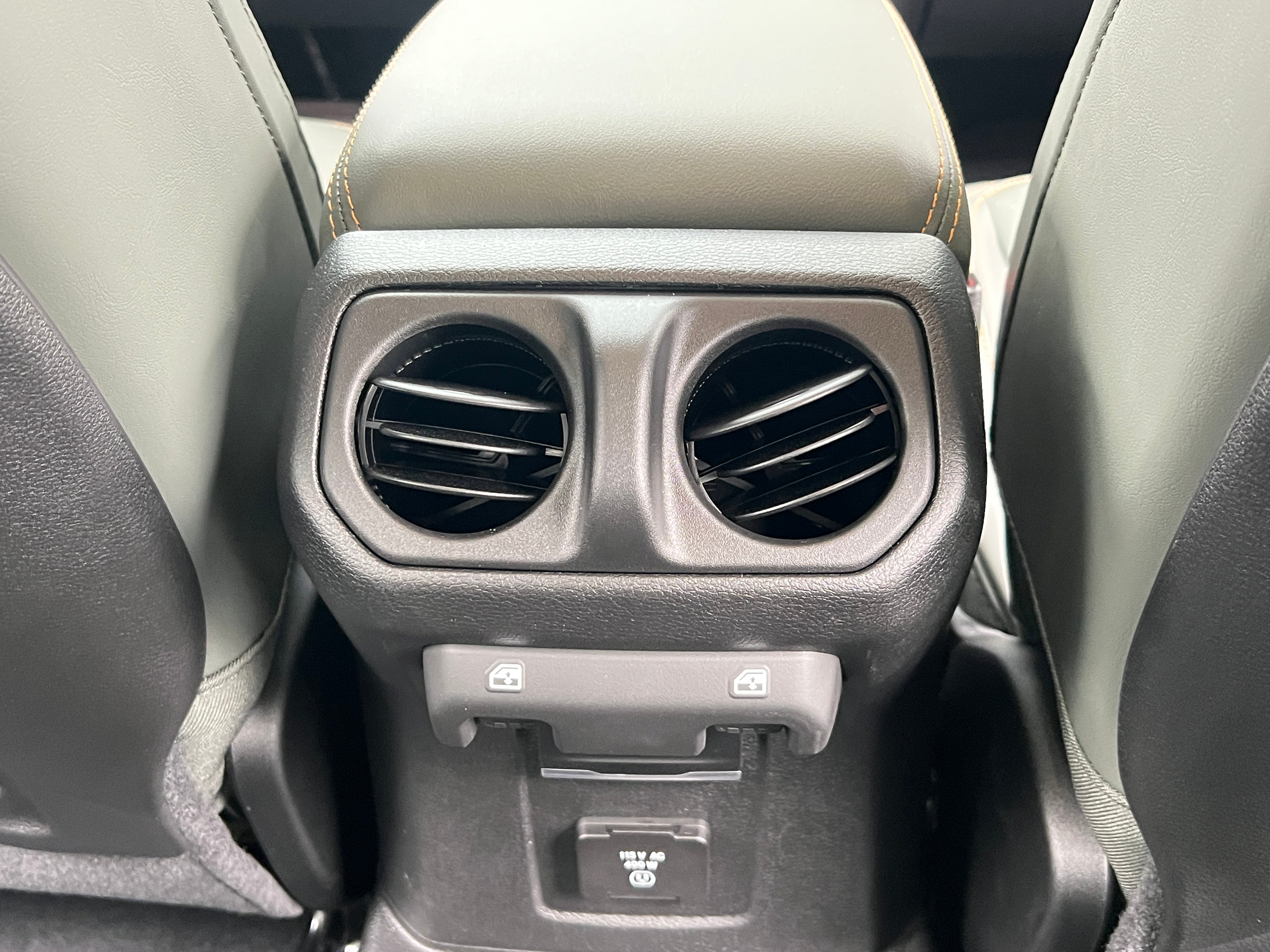 2026 Jeep Gladiator Mojave X Auto's photo