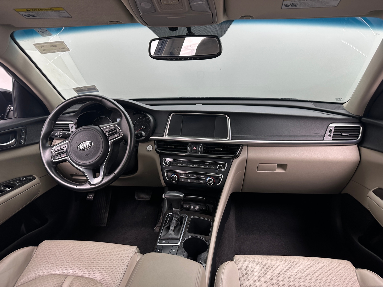 Thumbnail: 2018 Kia Optima - 3