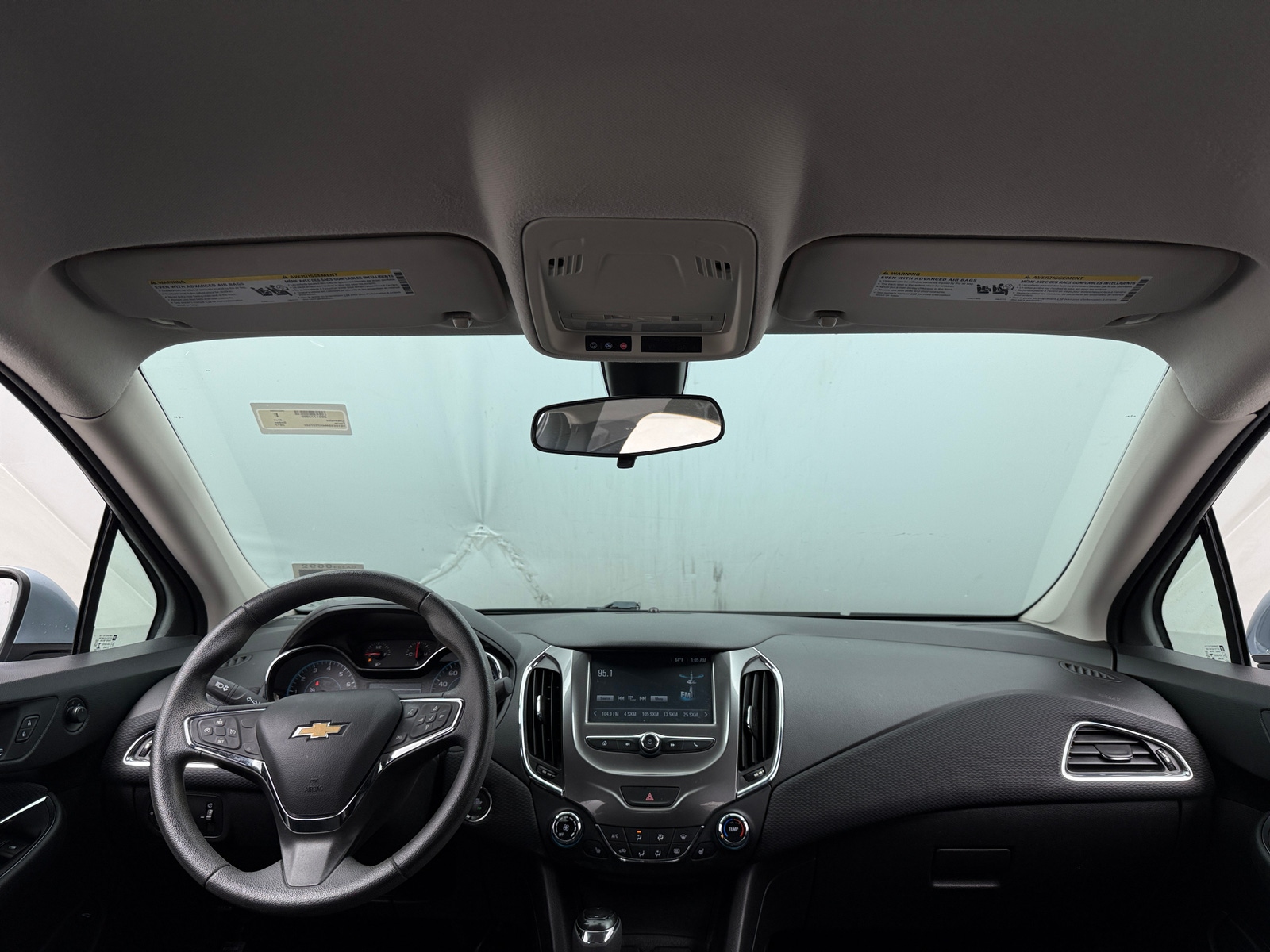 Thumbnail: 2017 Chevrolet Cruze - 3