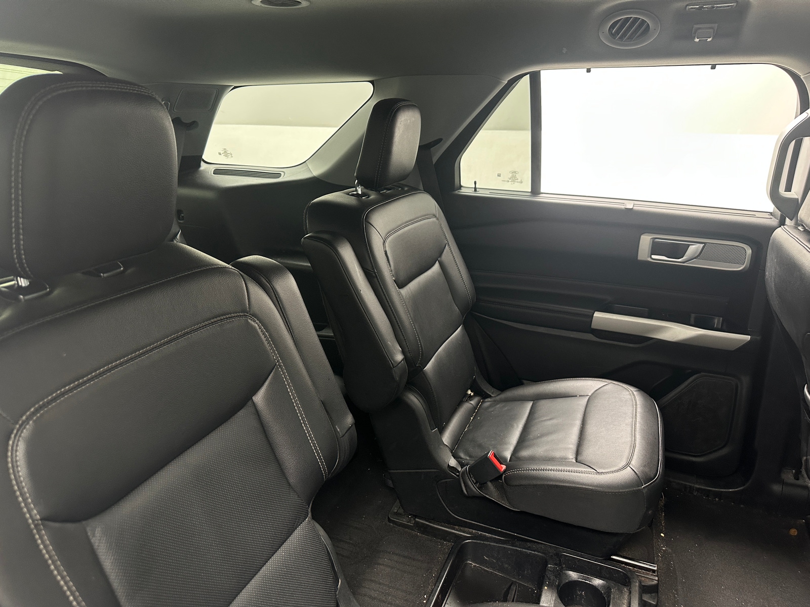 Thumbnail: 2021 Ford Explorer - 5