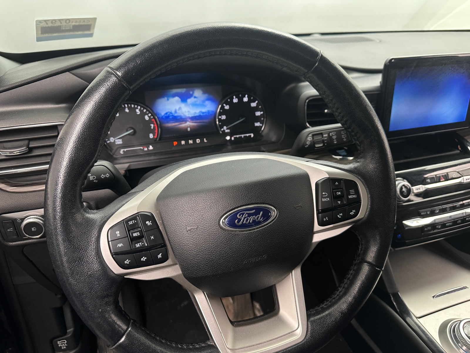 Thumbnail: 2021 Ford Explorer - 4