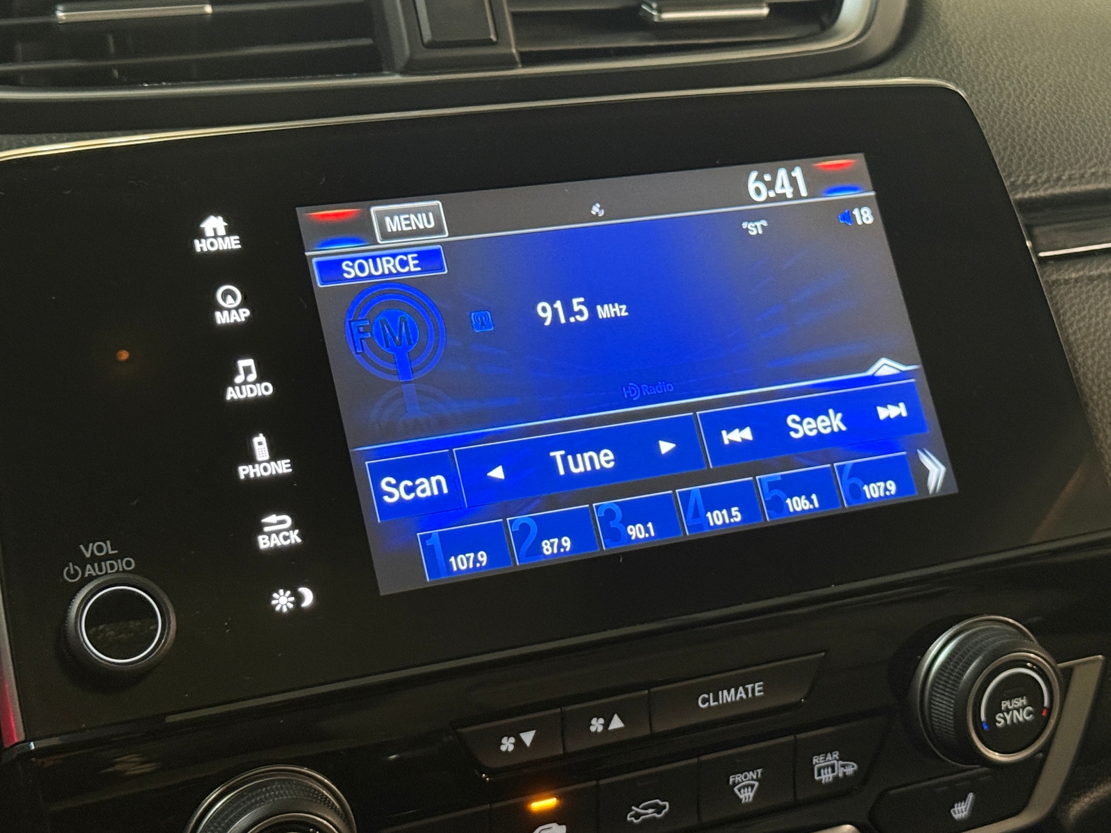 Thumbnail: 2017 Honda CR-V - 3