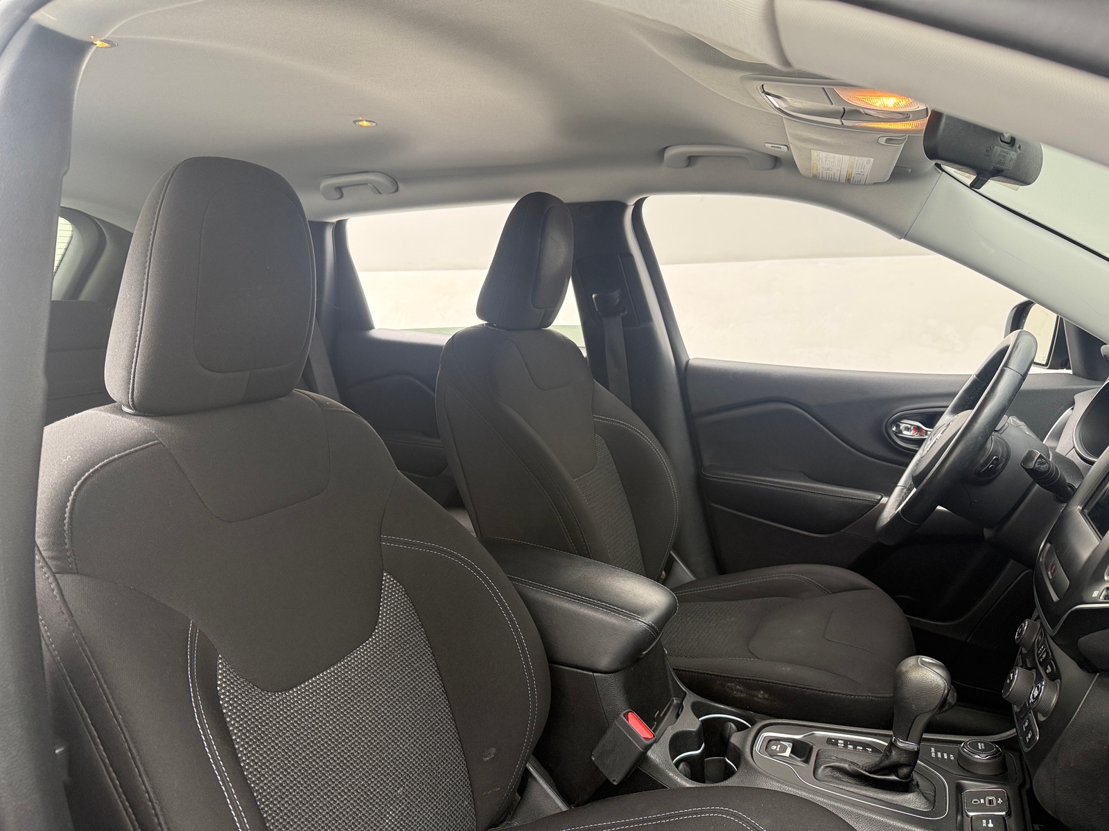 Thumbnail: 2019 Jeep Cherokee - 2