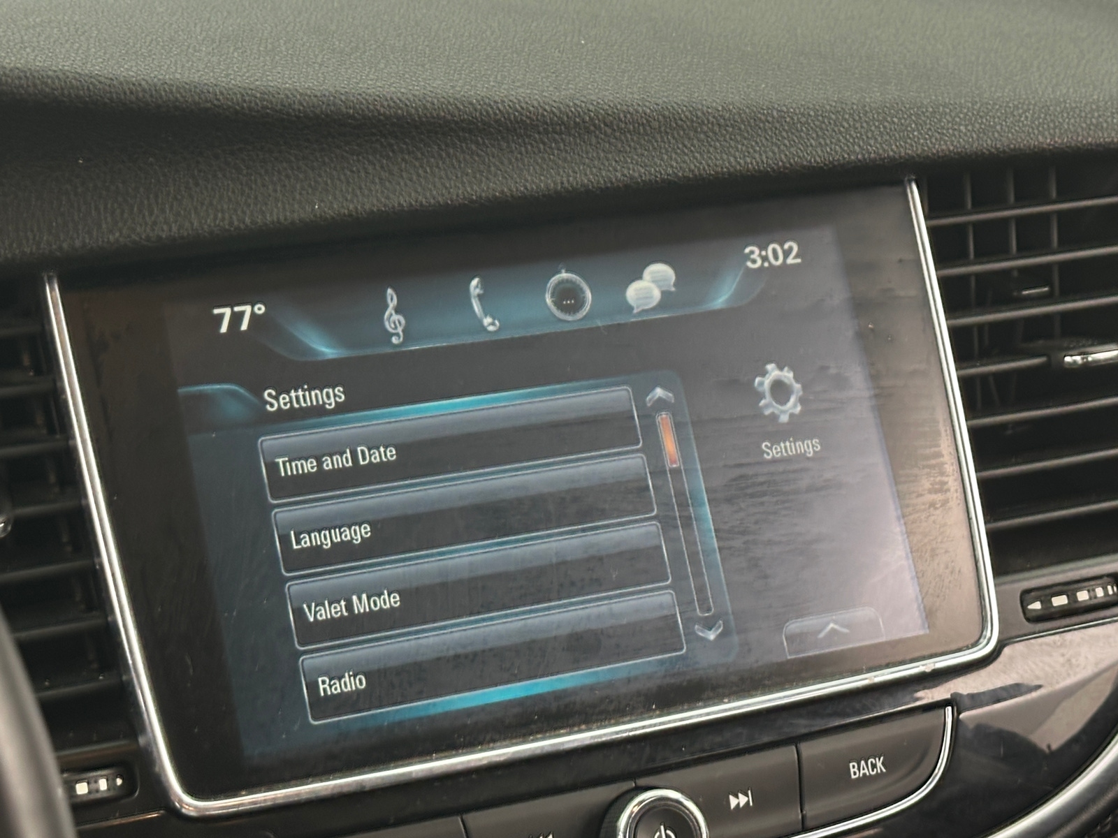 Thumbnail: 2017 Buick Encore - 4