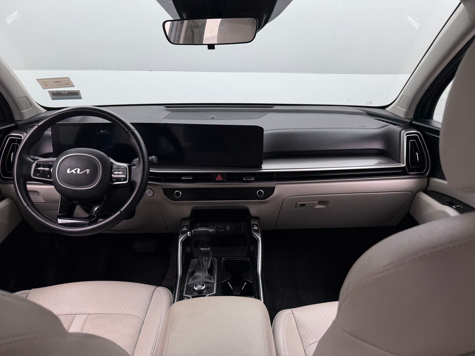 Thumbnail: 2024 Kia Sorento - 2