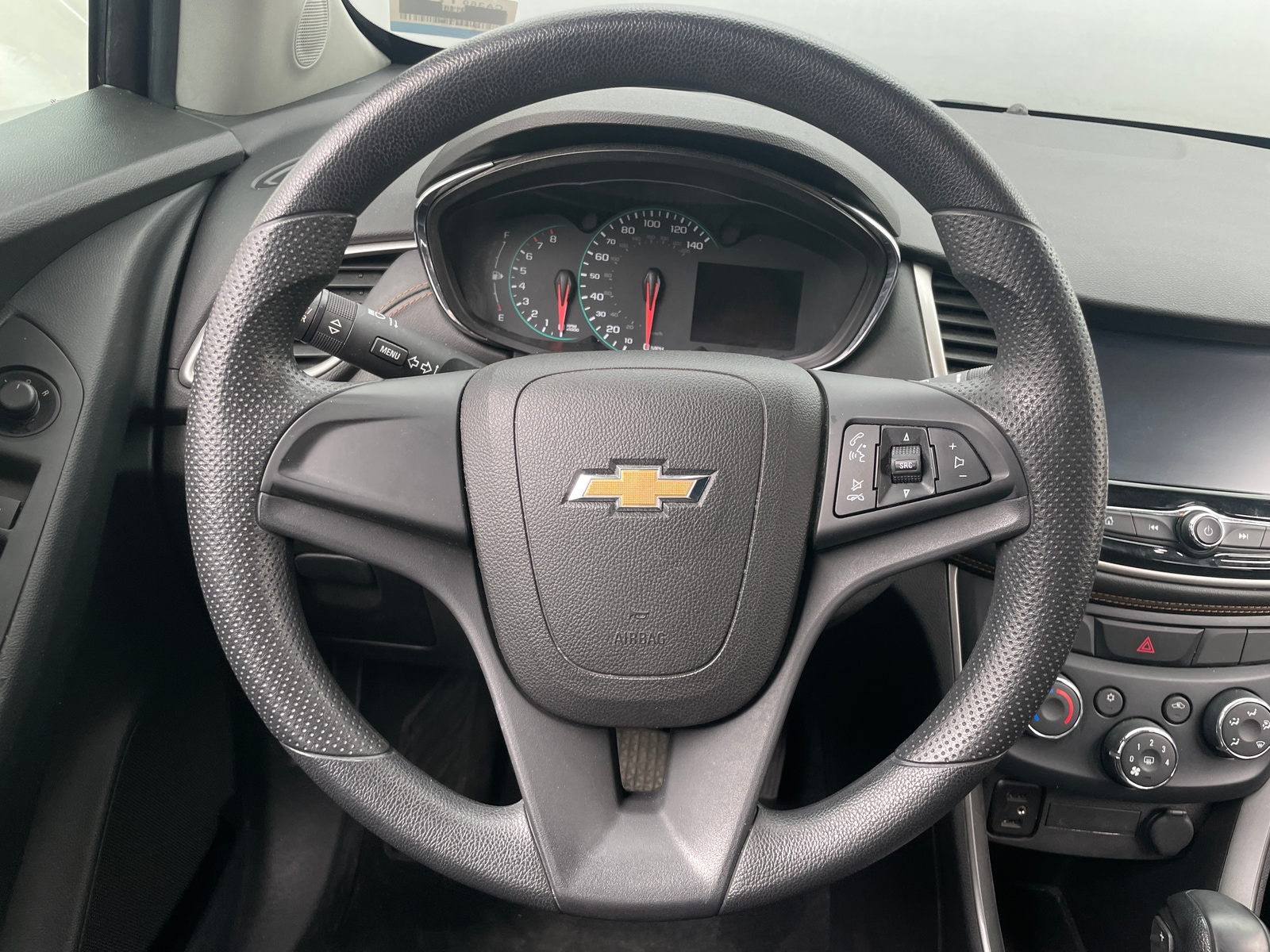 Thumbnail: 2017 Chevrolet Trax - 5