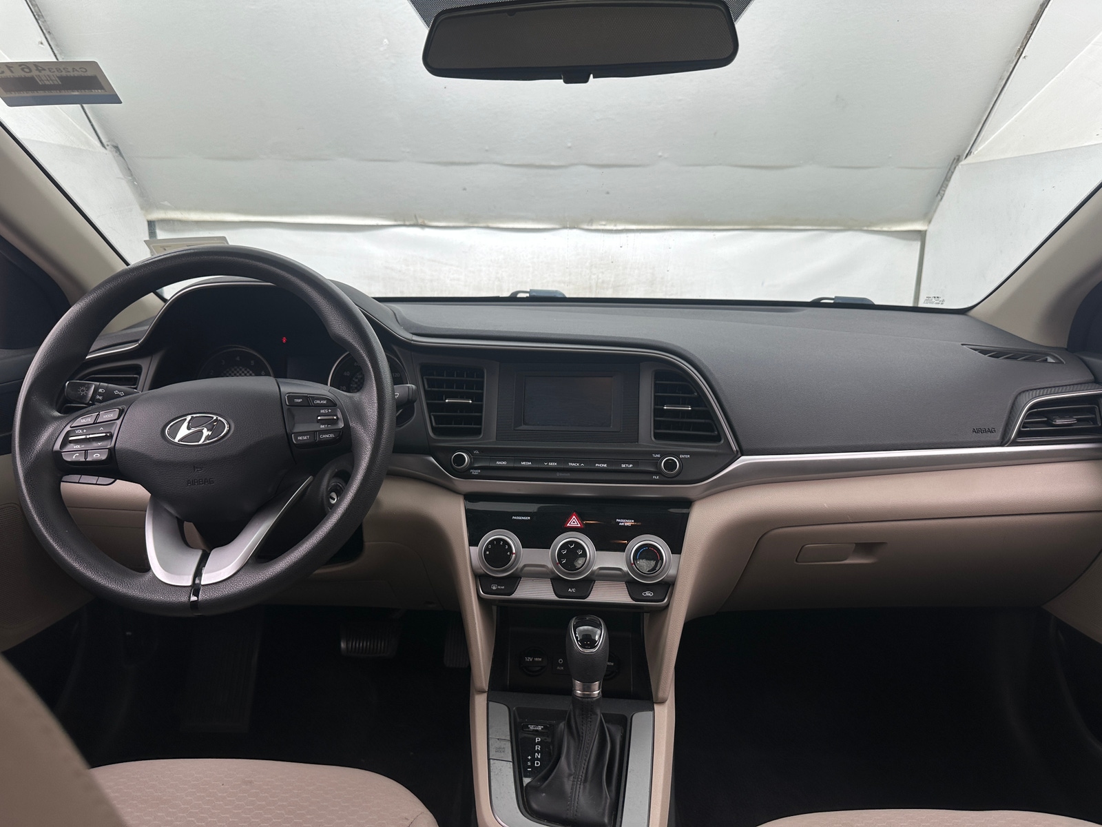 Thumbnail: 2019 Hyundai Elantra - 3