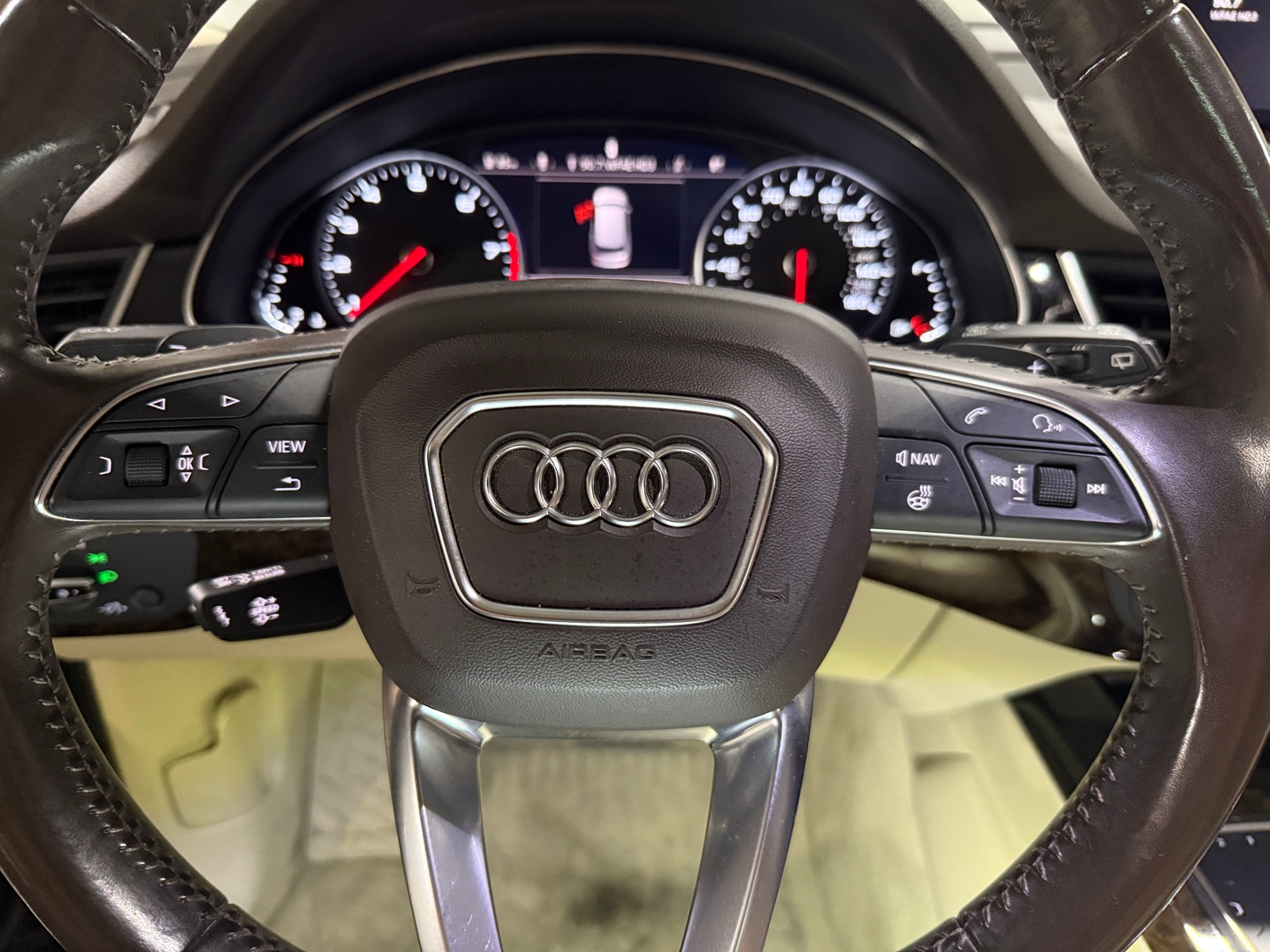 Thumbnail: 2017 Audi Q7 - 4