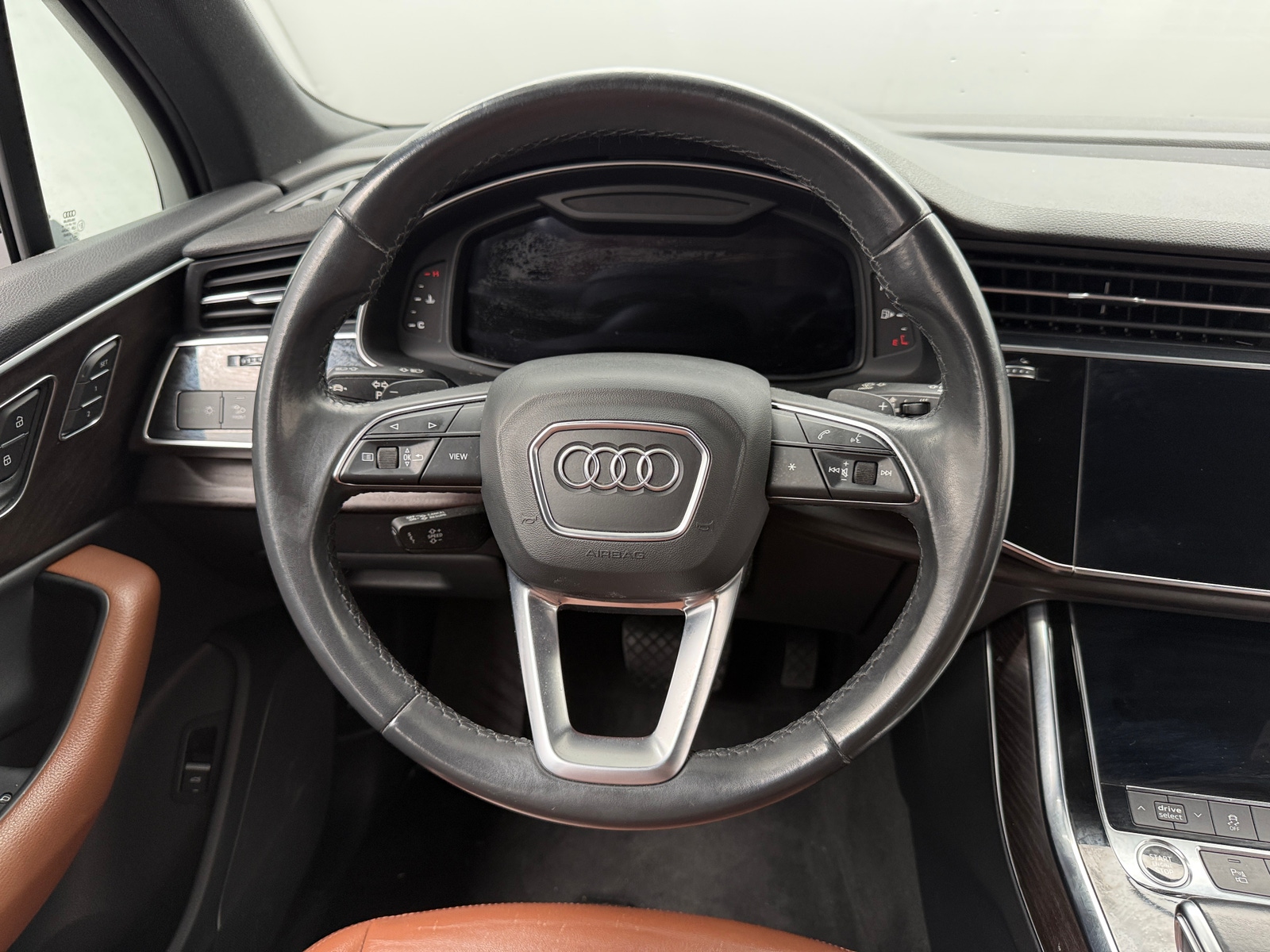 Thumbnail: 2021 Audi Q7 - 4