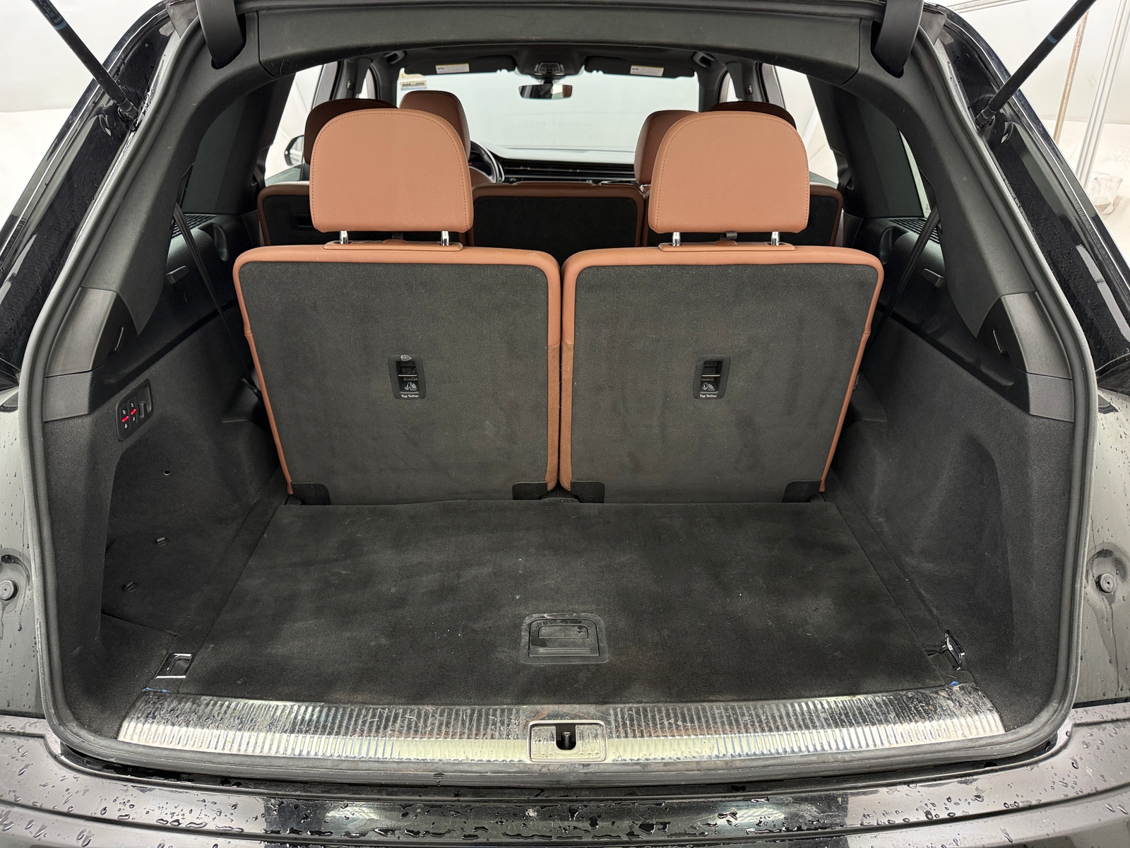 Thumbnail: 2021 Audi Q7 - 6