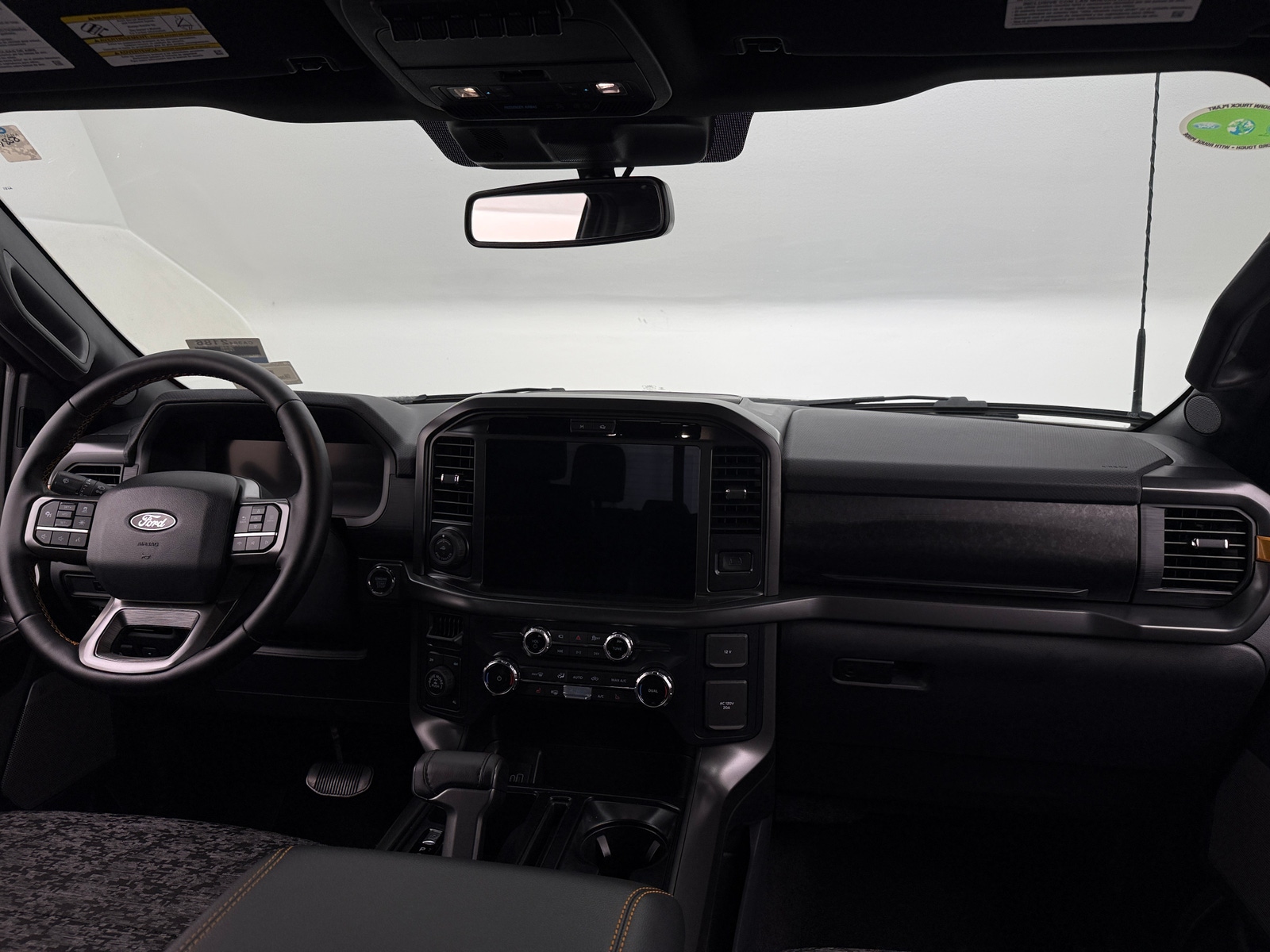 Thumbnail: 2025 Ford Econoline - 3