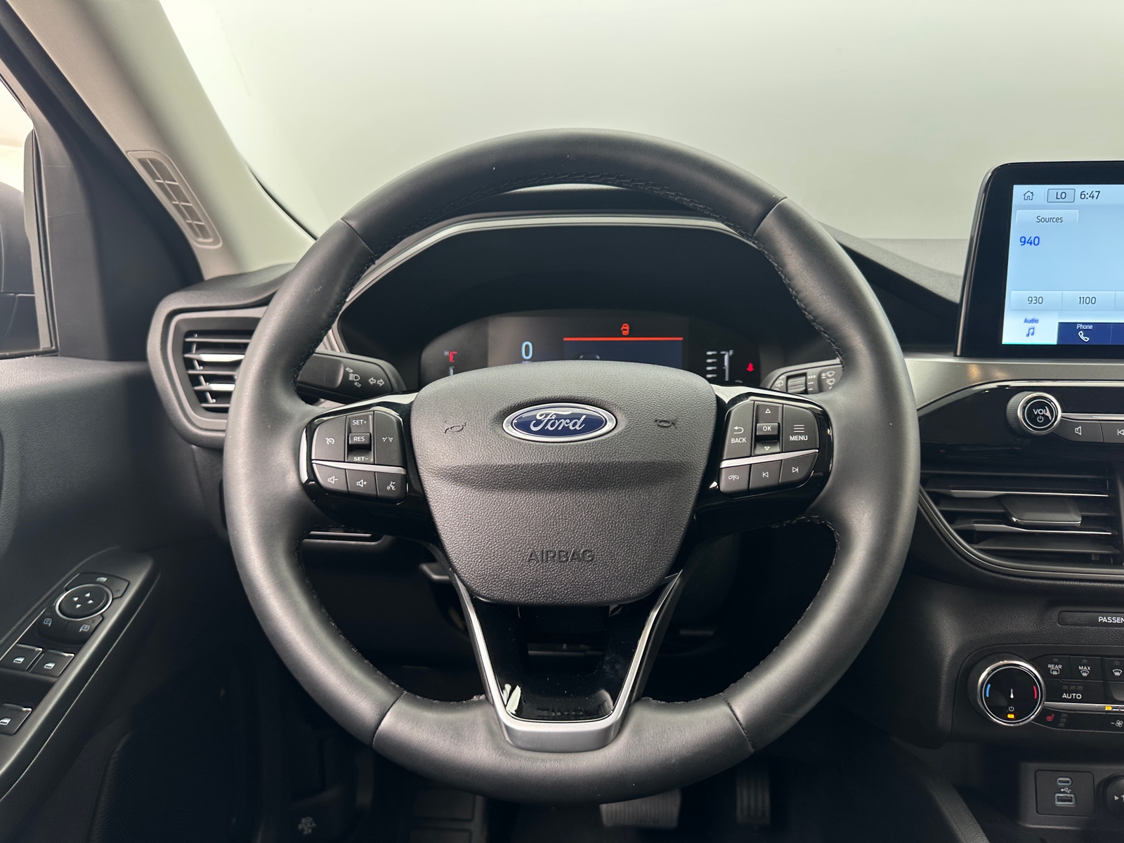 Thumbnail: 2023 Ford Escape - 5
