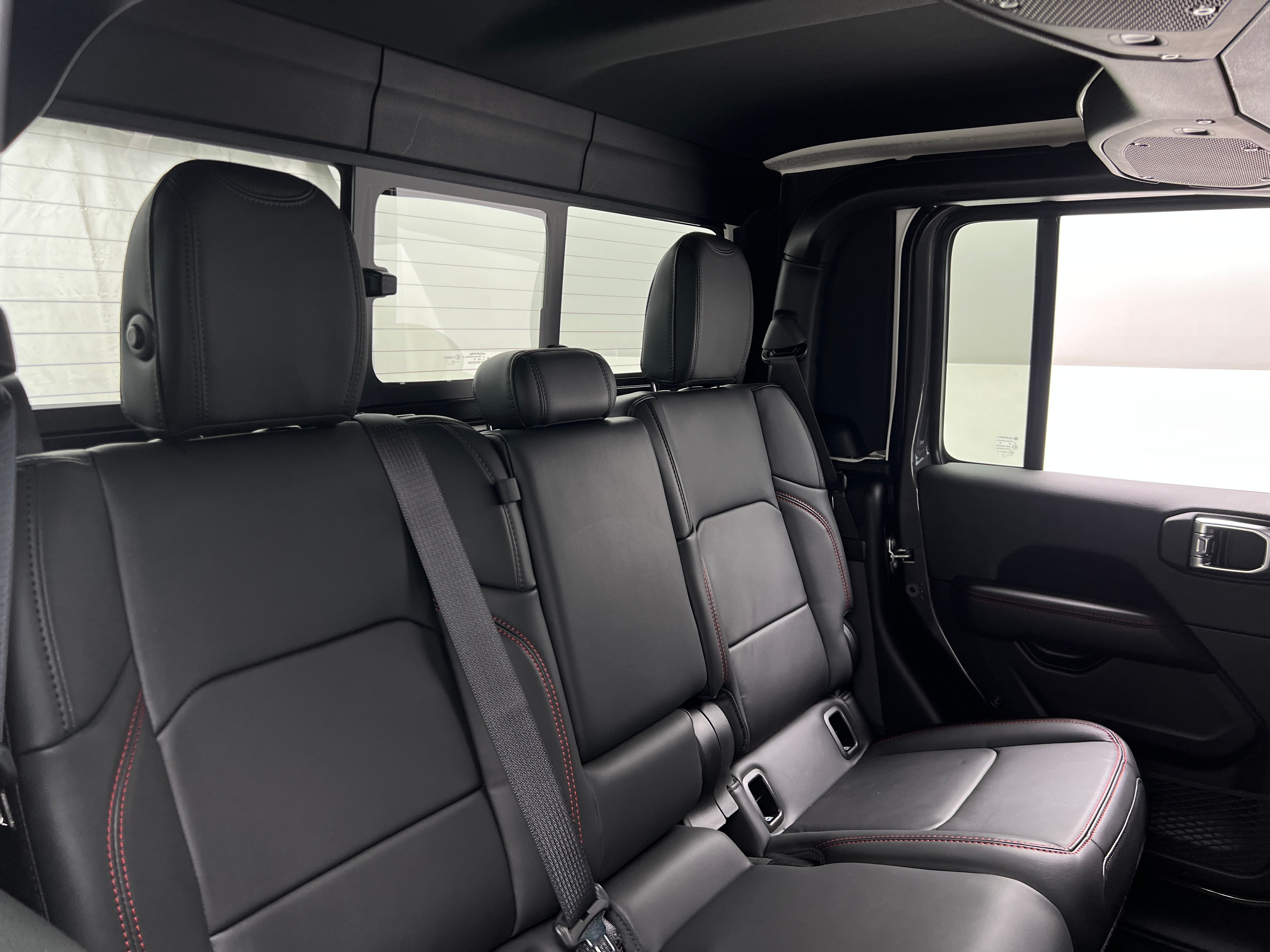 2026 Jeep Gladiator Rubicon X Auto's photo