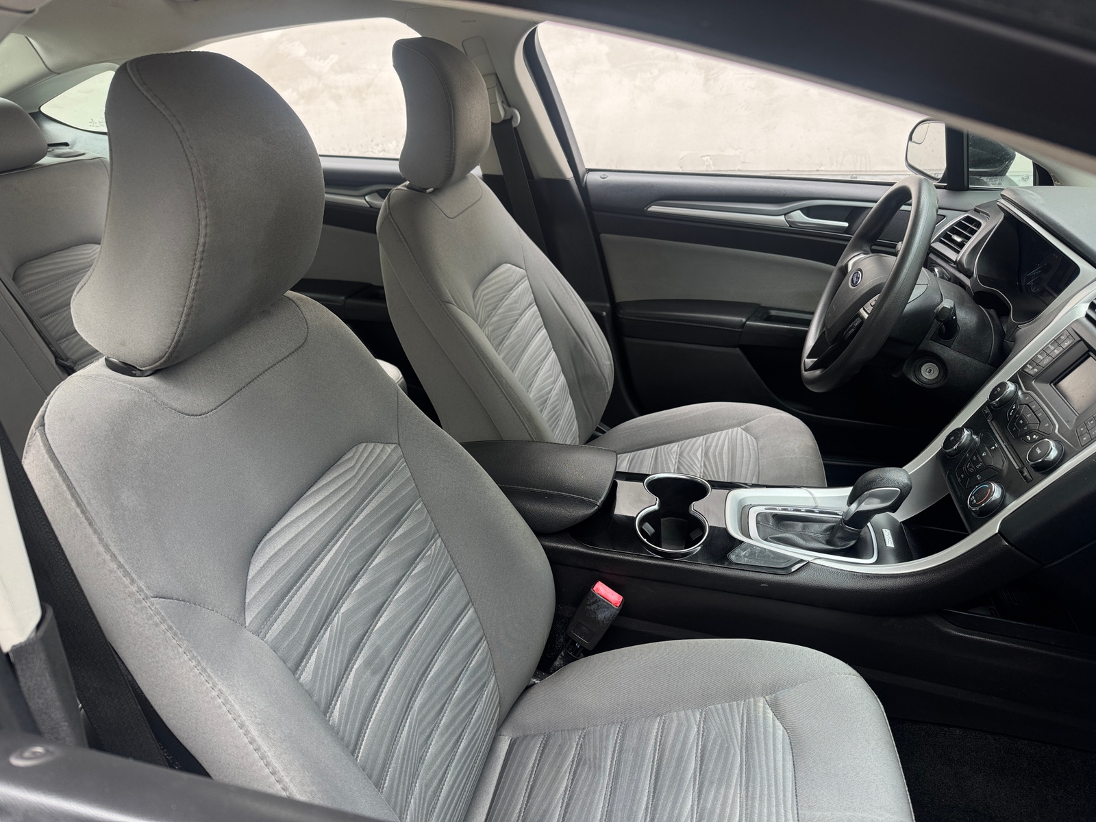 Thumbnail: 2016 Ford Fusion - 2