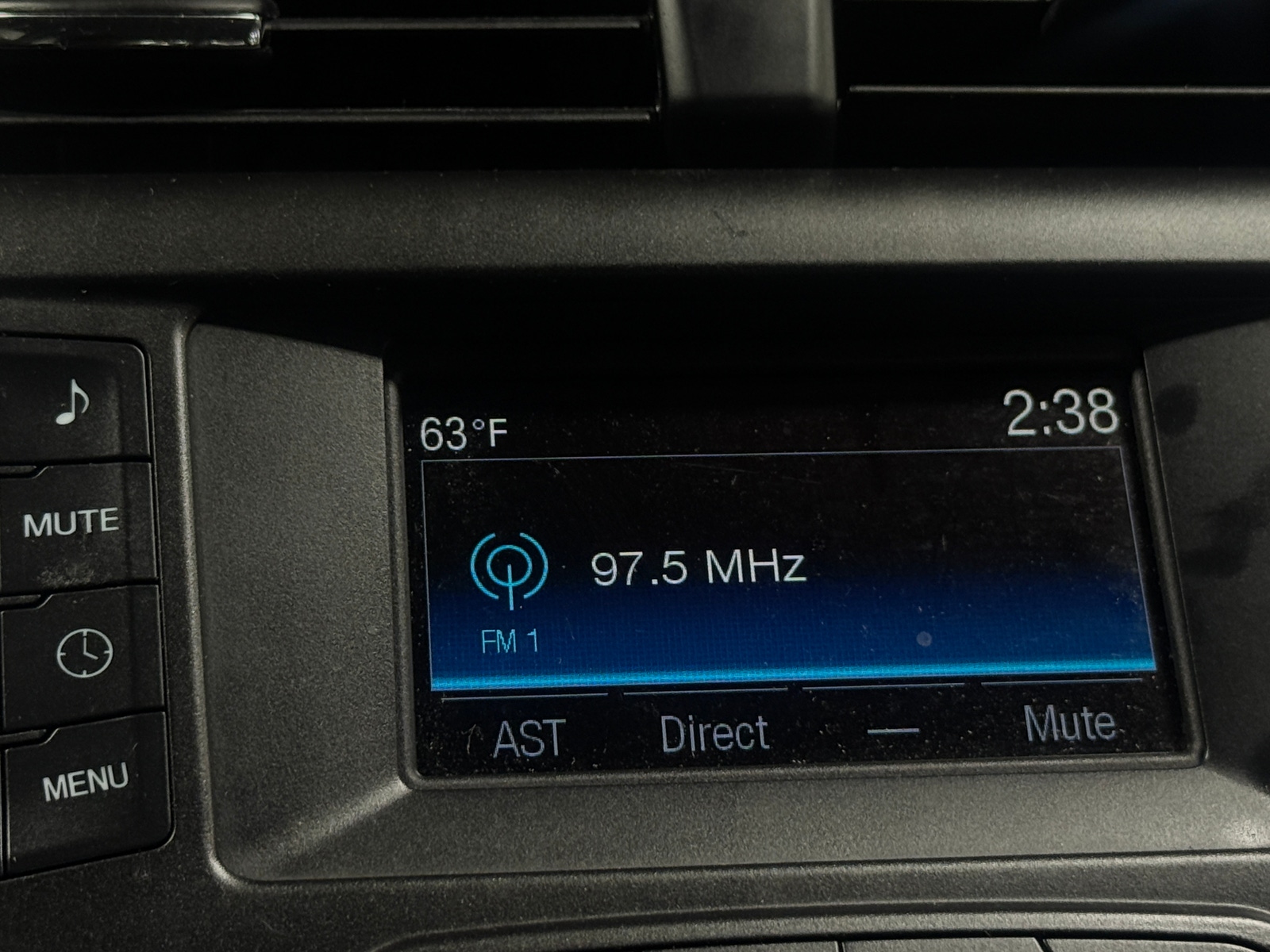Thumbnail: 2016 Ford Fusion - 4
