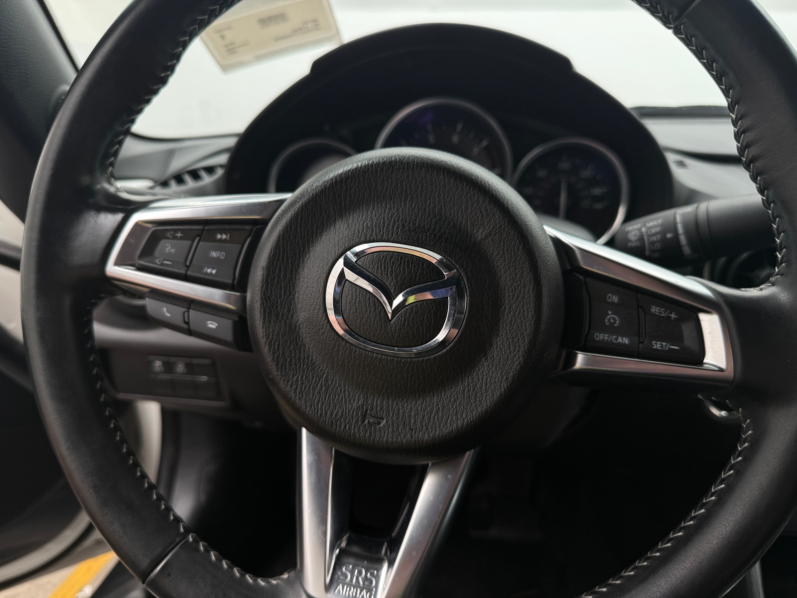Thumbnail: 2023 Mazda MX-5 Miata - 4