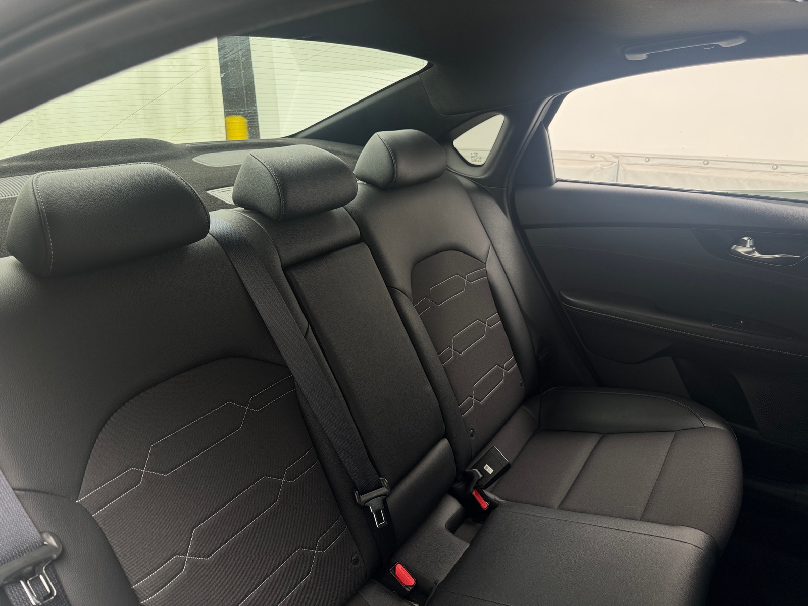 Thumbnail: 2020 Kia Forte - 6