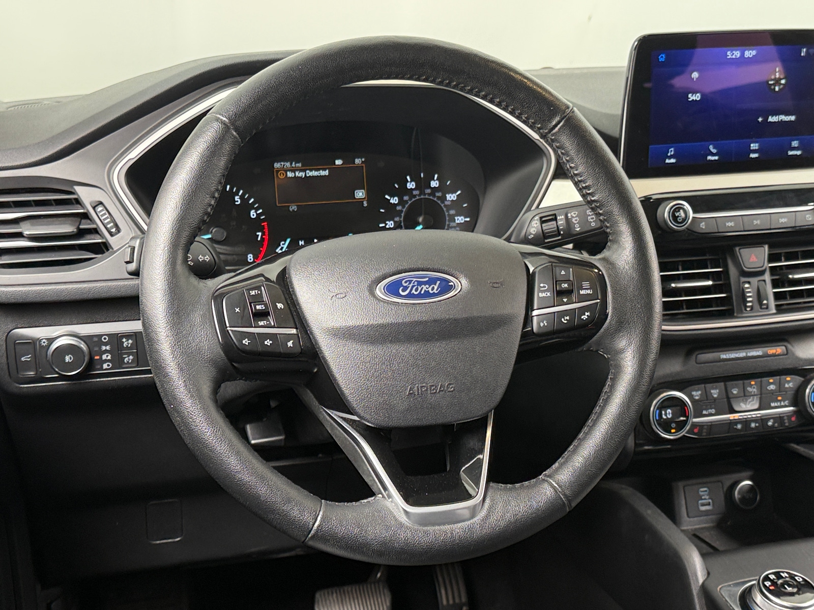 Thumbnail: 2021 Ford Escape - 4